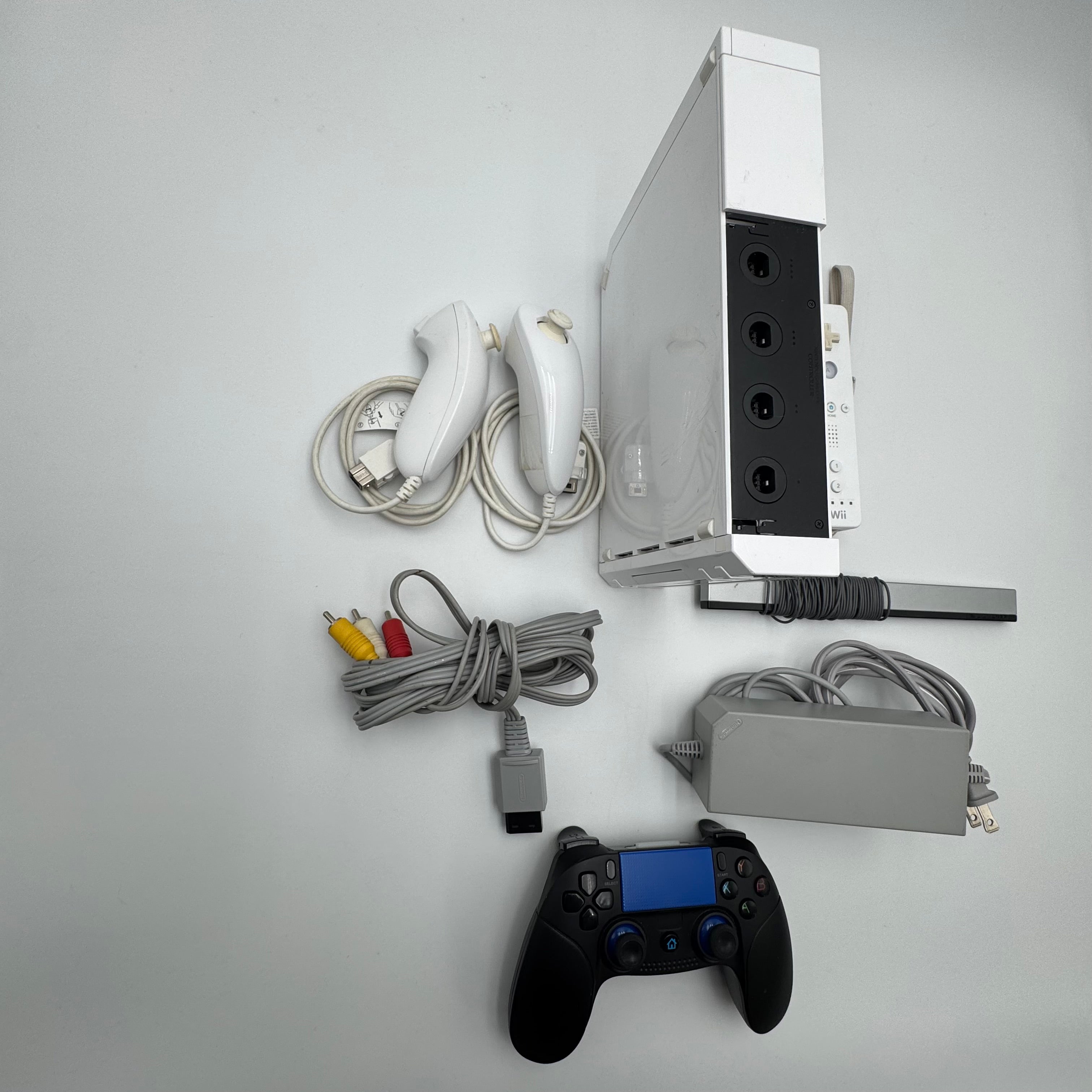 Nintendo Wii RVL-001 (2006) Console Bundle w/ Remotes, Nun chucks, Sensor Bar, and Power Cables + FREE Wireless Controller - Tested/Working