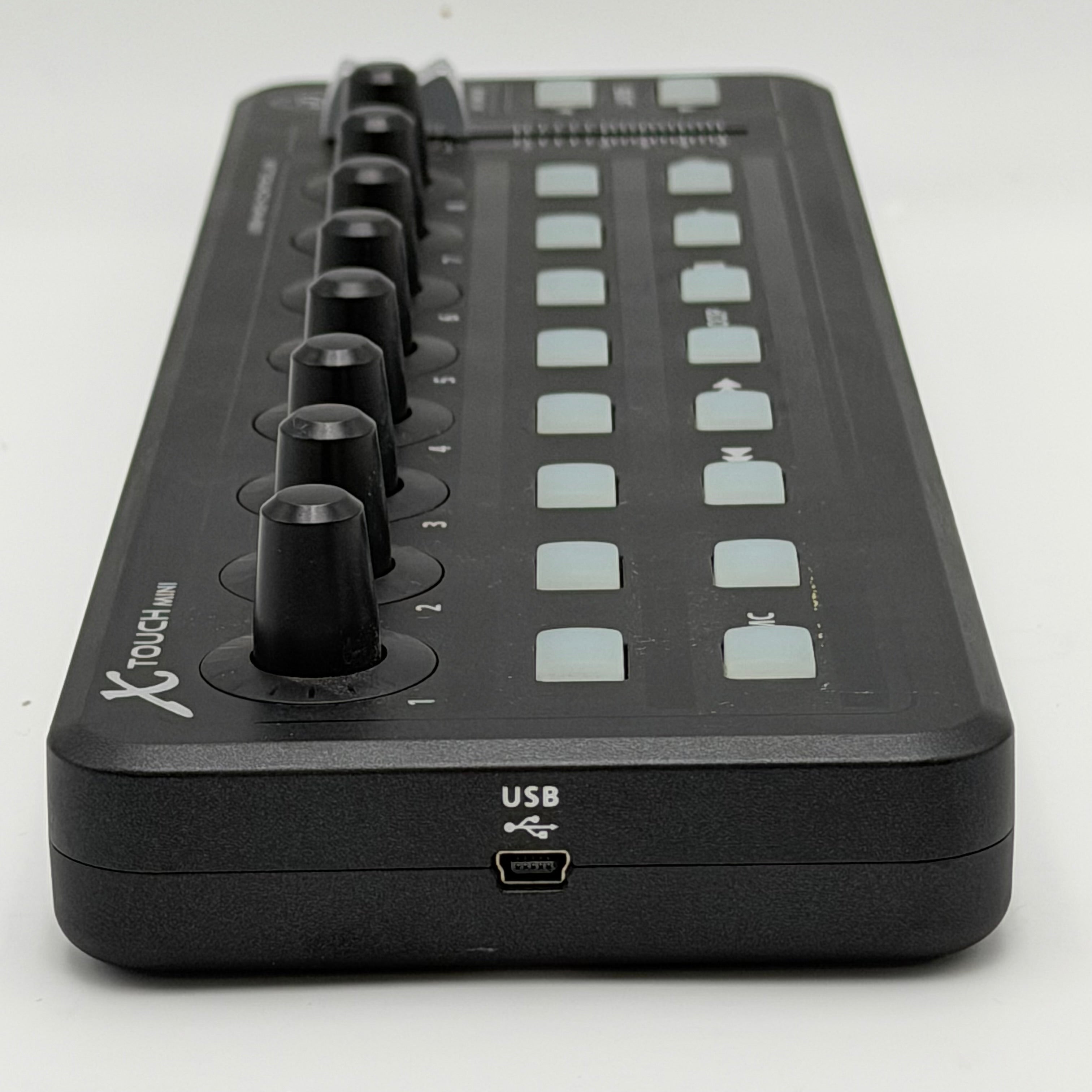 Behringer X-Touch Mini Controller Audio Interface