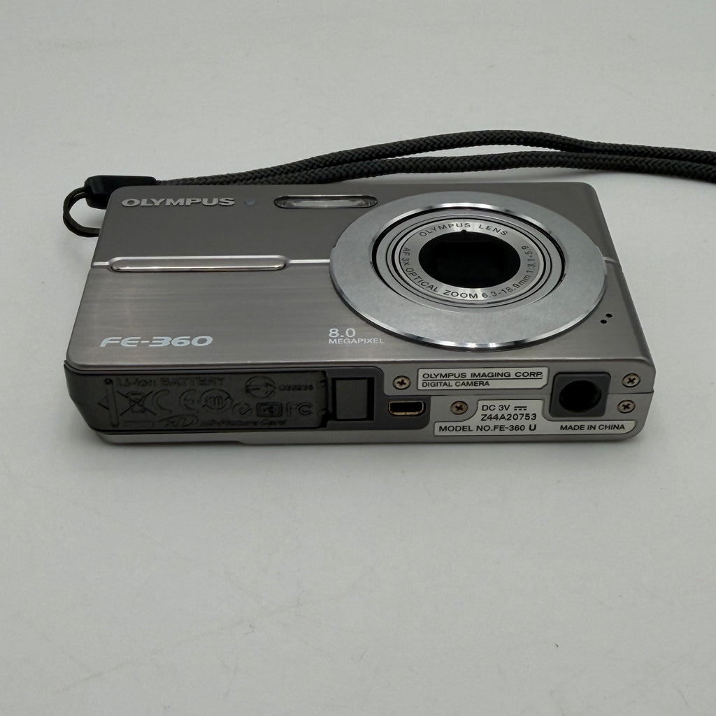 Olympus FE-360 Digital Camera No Charger