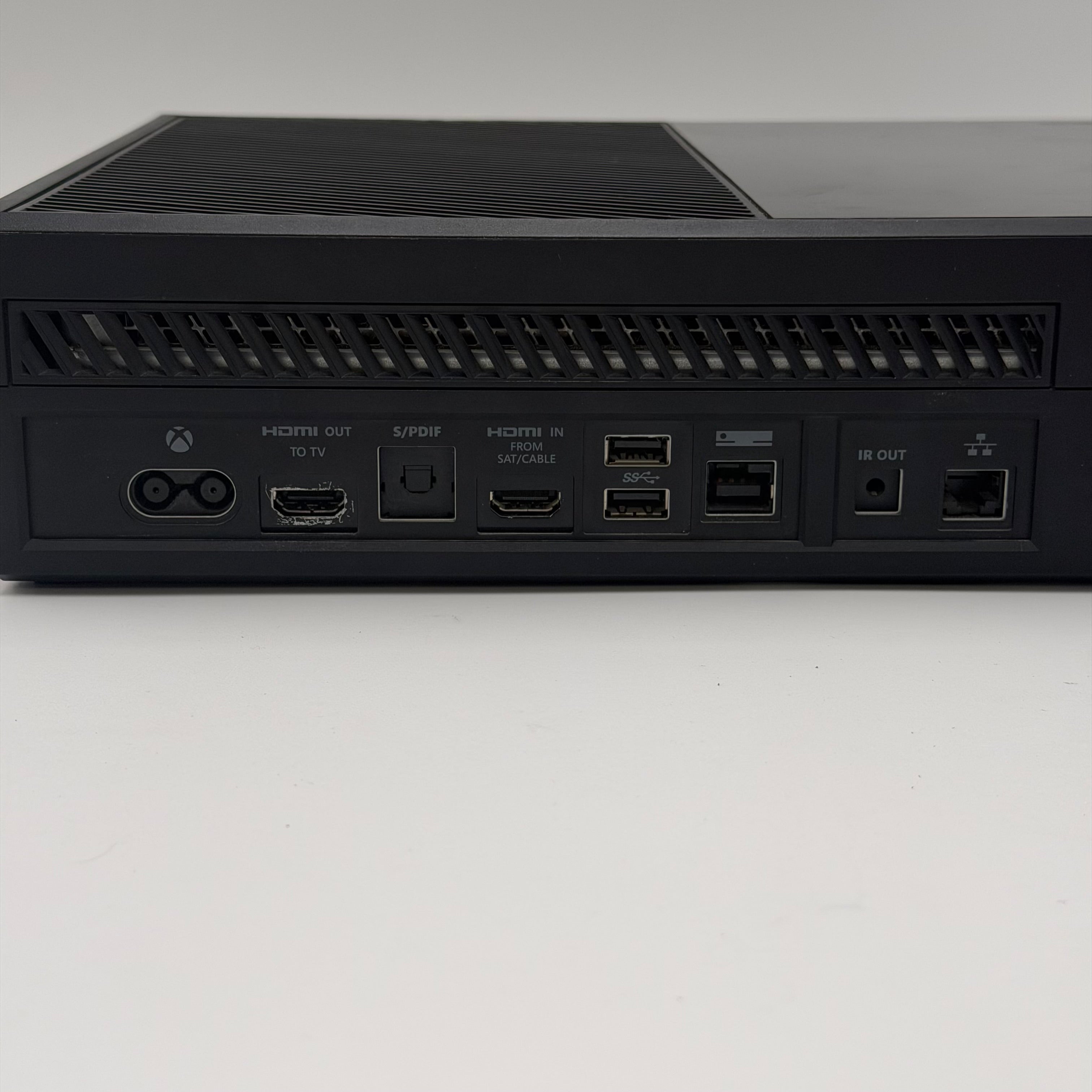 Microsoft Xbox One 2013 Model 1540 500GB Console w/ Power Cable