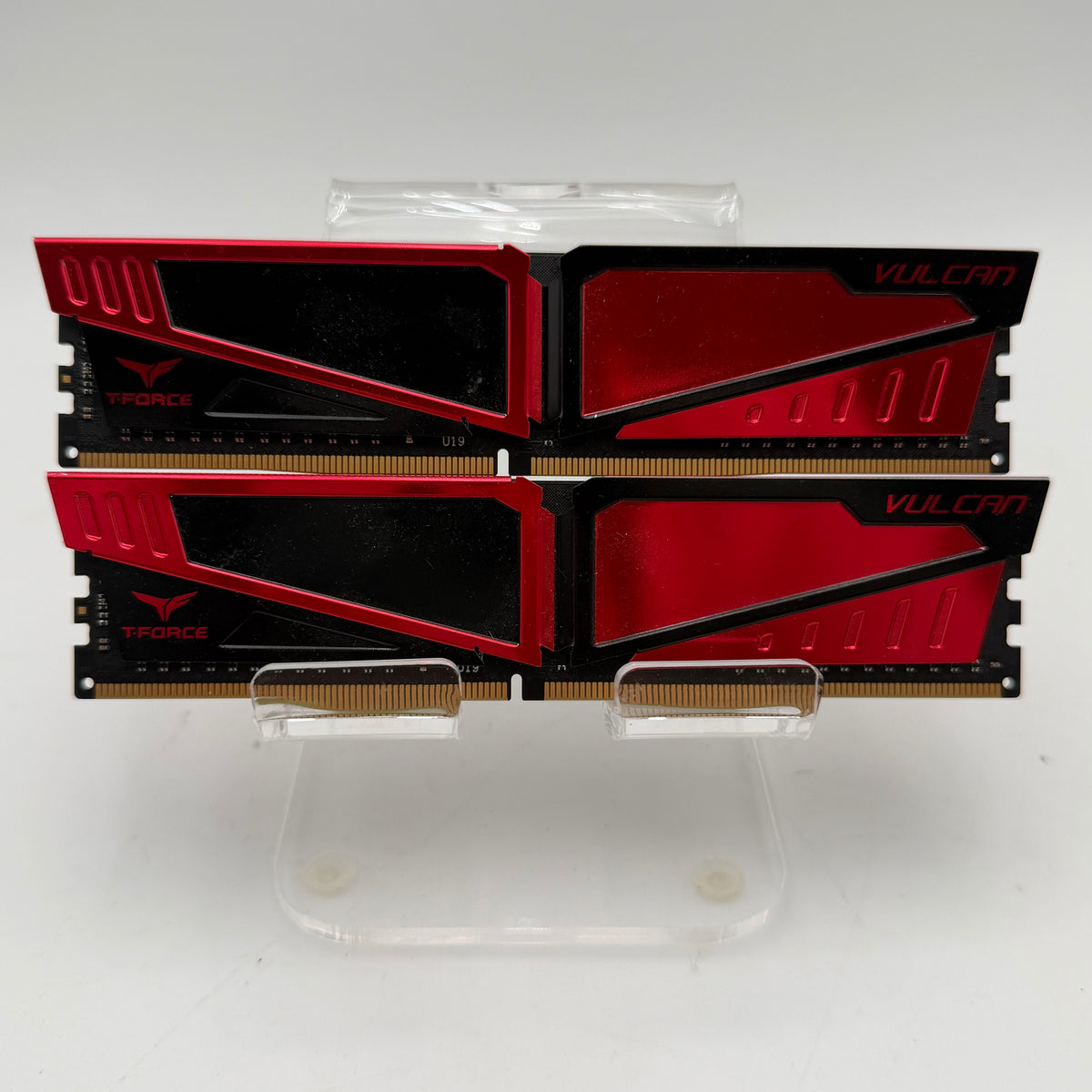 TeamGroup 16GB Vulcan 3000MHz Memory Module Black