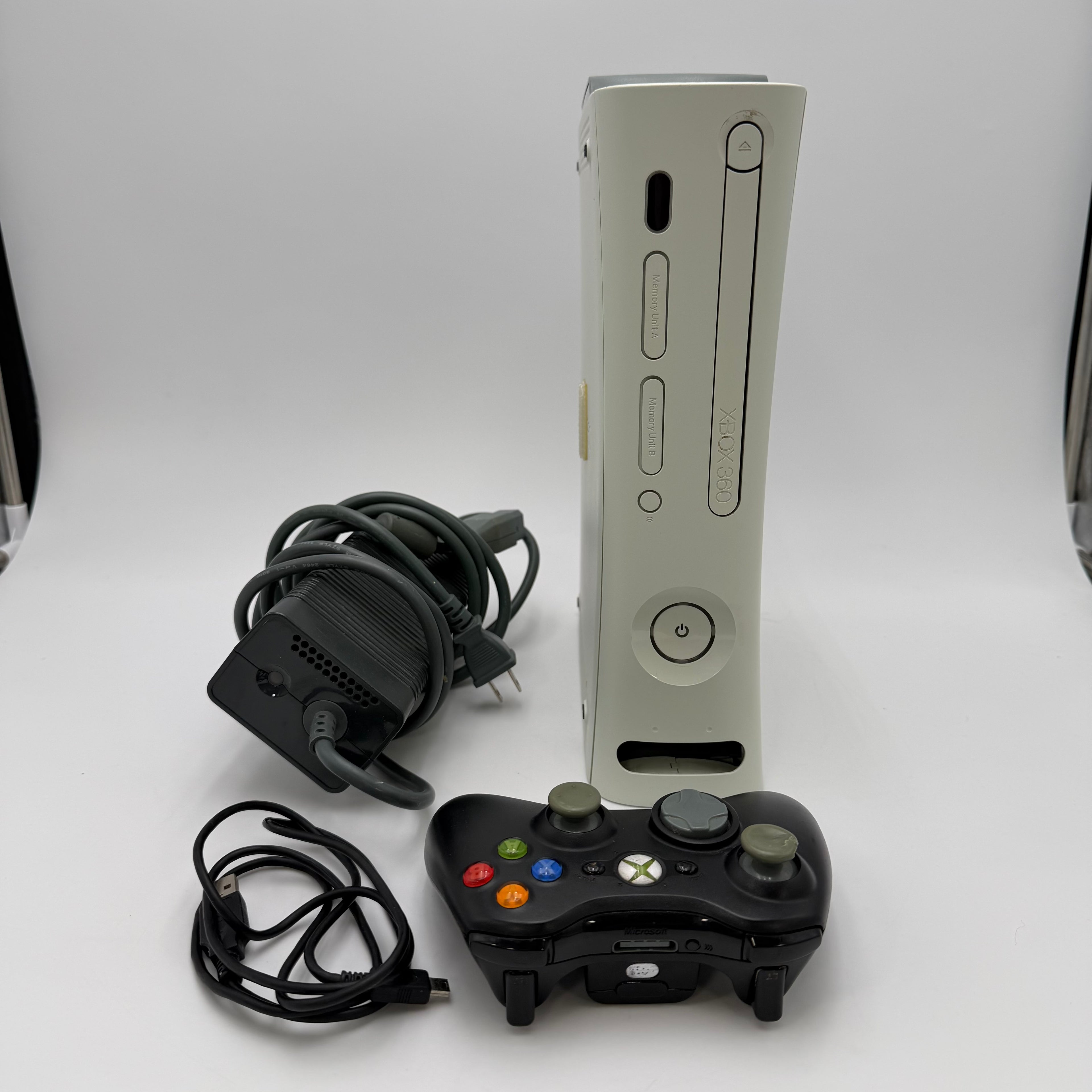 Microsoft Xbox 360 (2005) 60GB Gray Video Game Console