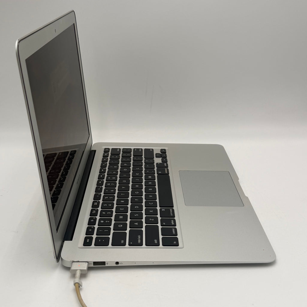 Apple MacBook Pro 13" A1502 2013 Laptop - Broken