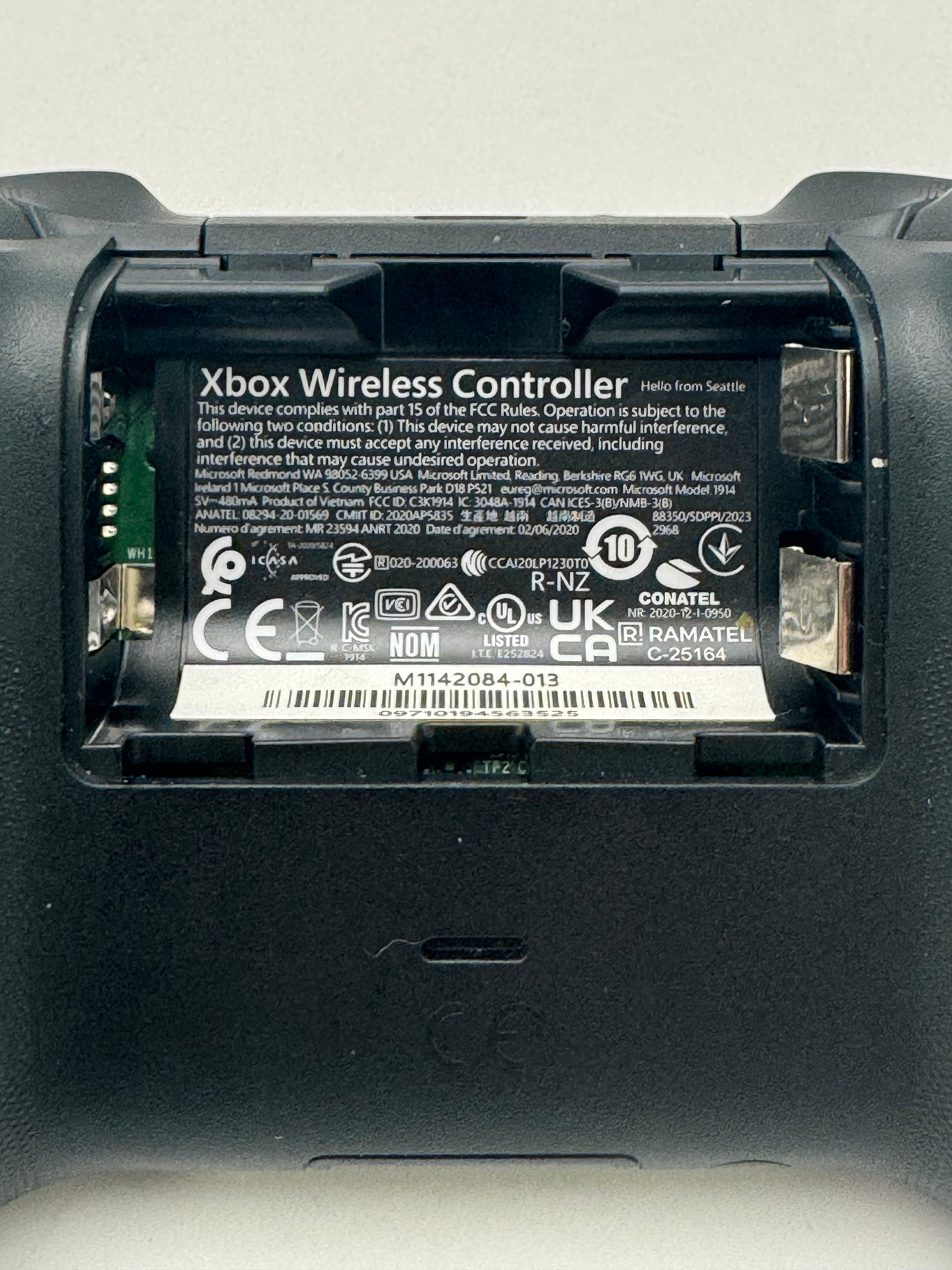 Microsoft Wireless Controller for Xbox One Series X/S Model 1914 - Carbon Black