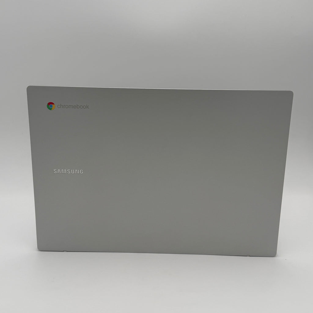 Samsung Chromebook XE345XDA 14" Intel Celeron 4GB RAM 32GB Silver + Charger - Good Condition