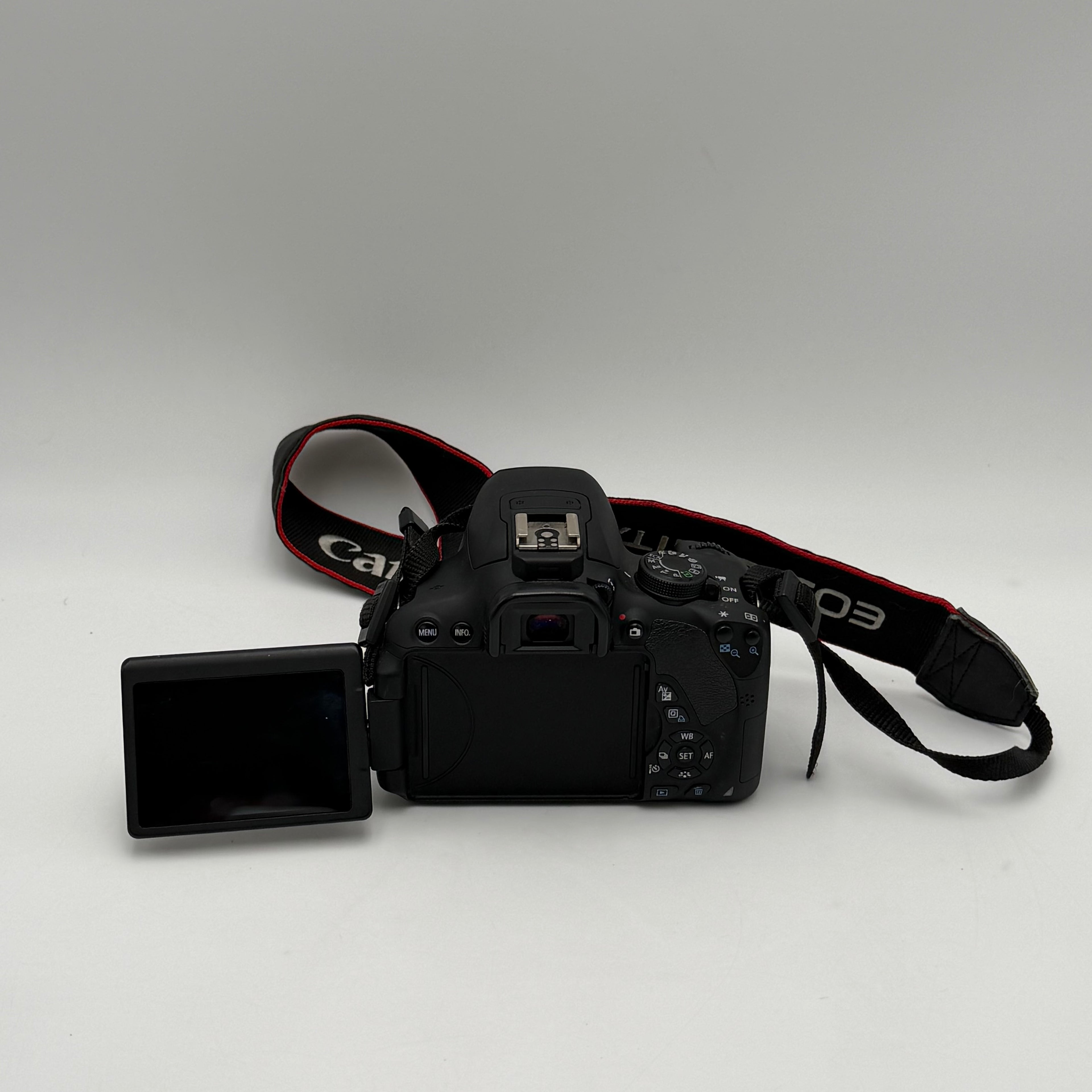 Canon EOS Rebel T5i DSLR Camera, Charger + EF-S 18-55mm Lens