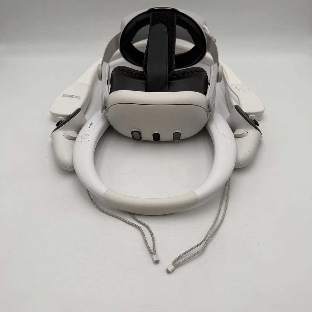 Meta Quest 3  512GB + Battery Headstrap | 2 Portable Chargers | With Controllers + Carry Case