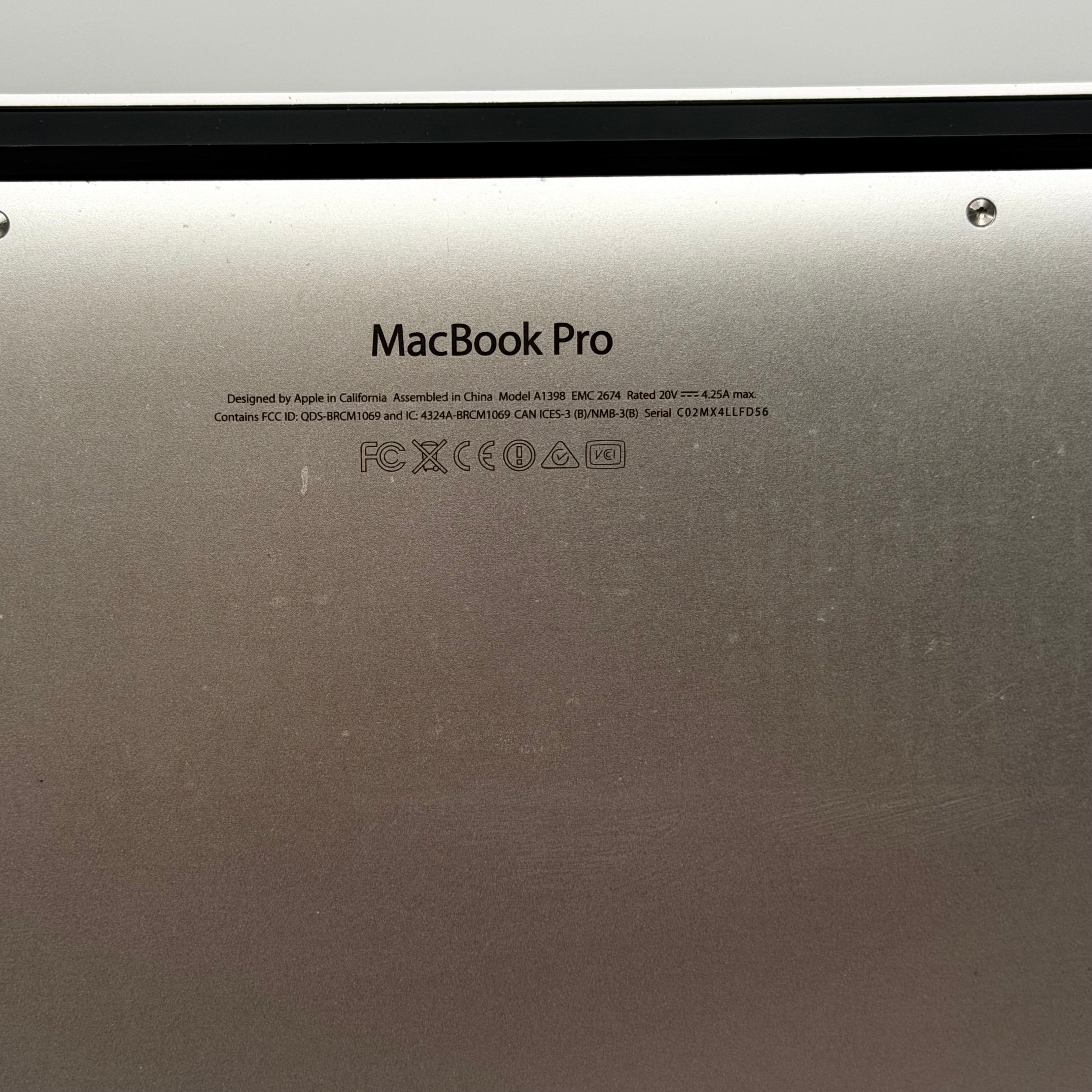 Apple MacBook Pro 15" A1398 2013 Laptop - Silver - Broken