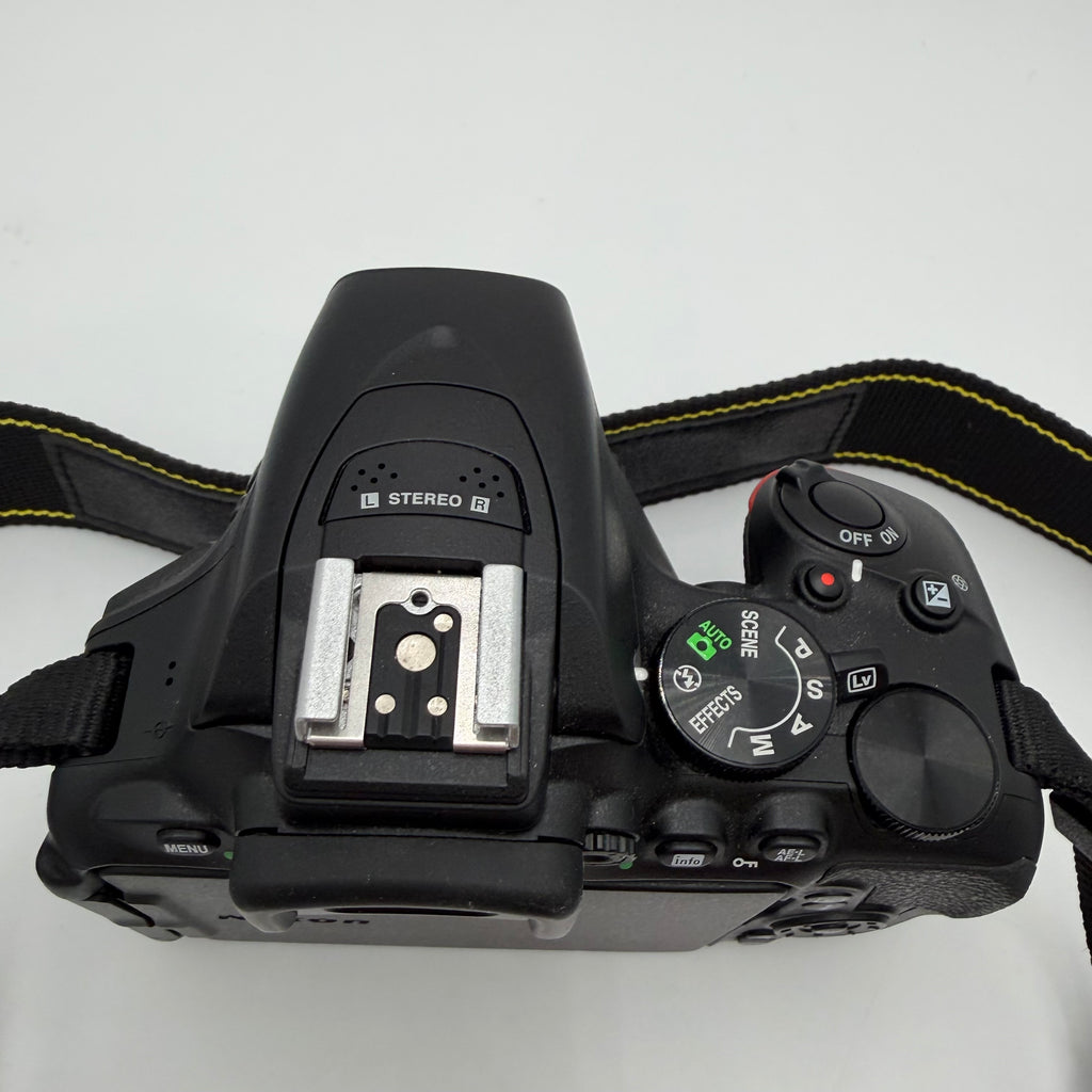 Nikon D5600 24.2 MP DSLR Camera - Black w/ 18-55mm, 70-300mm - FREE SHIPPING