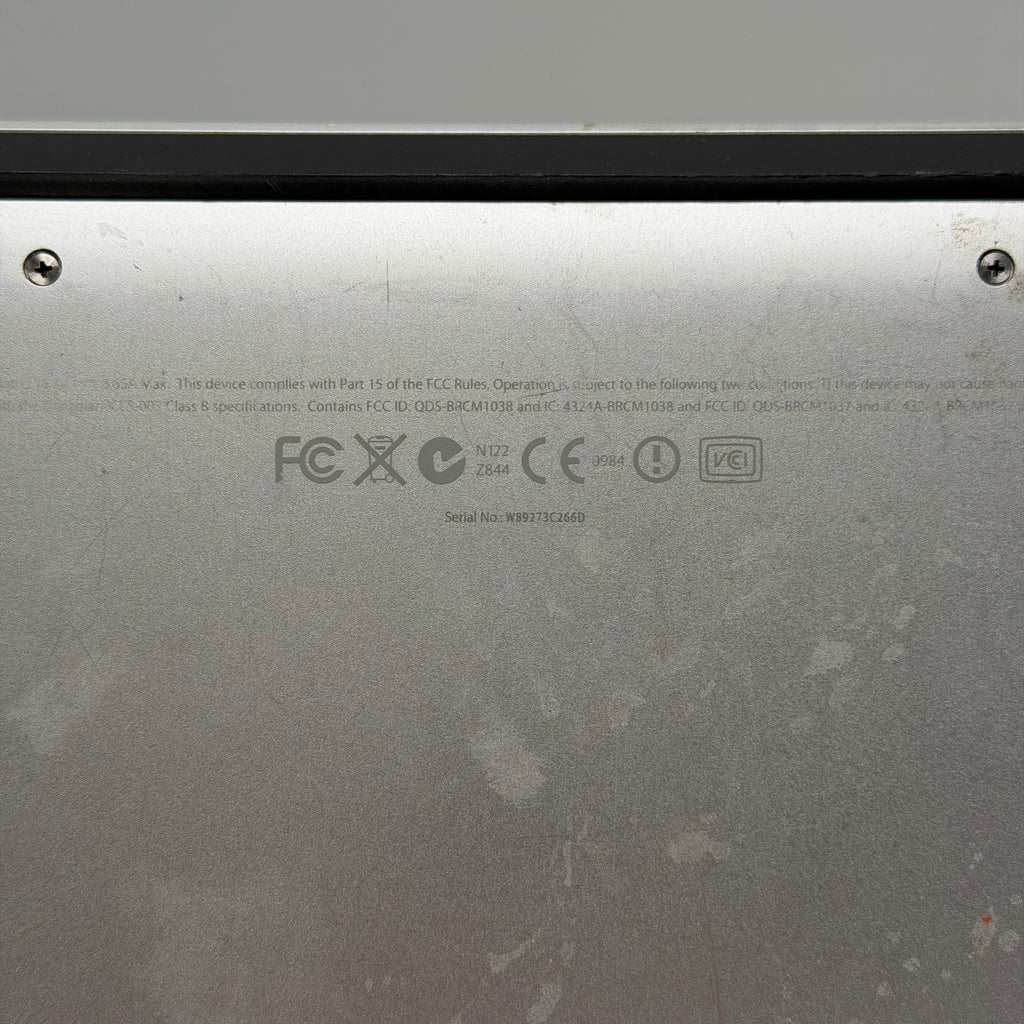 Apple MacBook Pro 13" A1278 160GB 2GB Core 2 Duo 2009 Silver - Broken - No Power - Screen