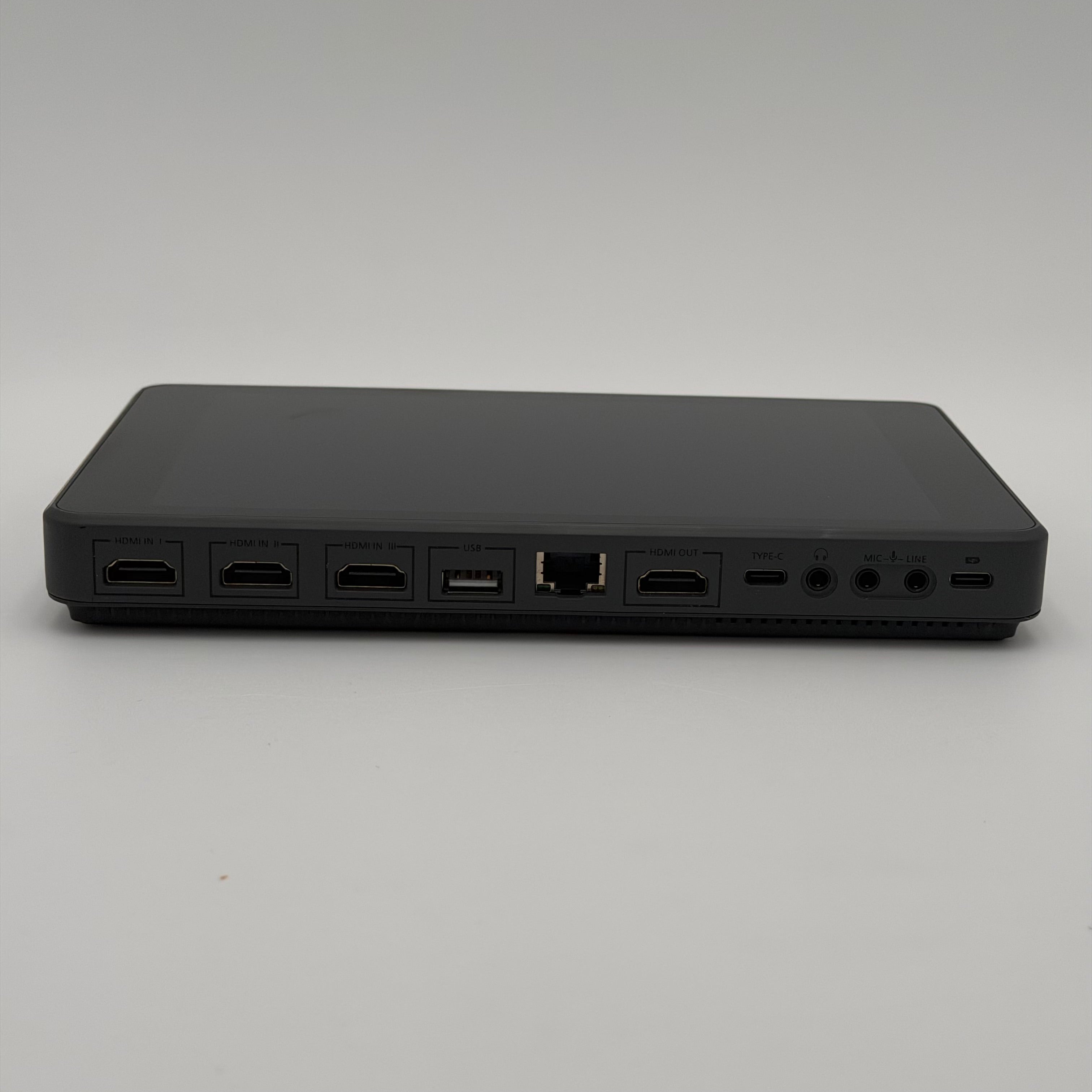 YoloLiv YoloBox Pro All-in-One Multi-Camera Switching and Live Streaming System