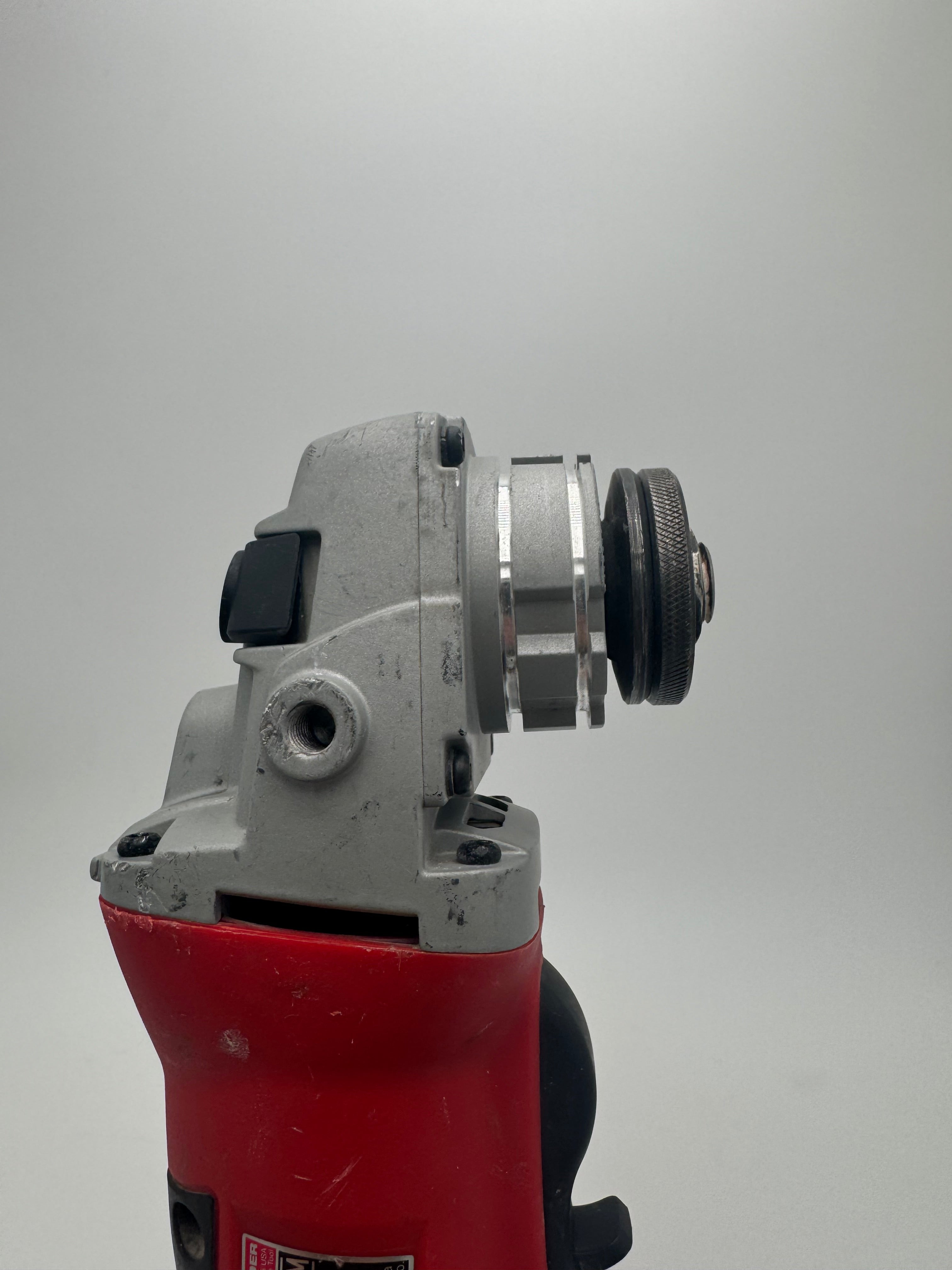 Milwaukee 4 1/2" Cut Off Grinder with Battery pack