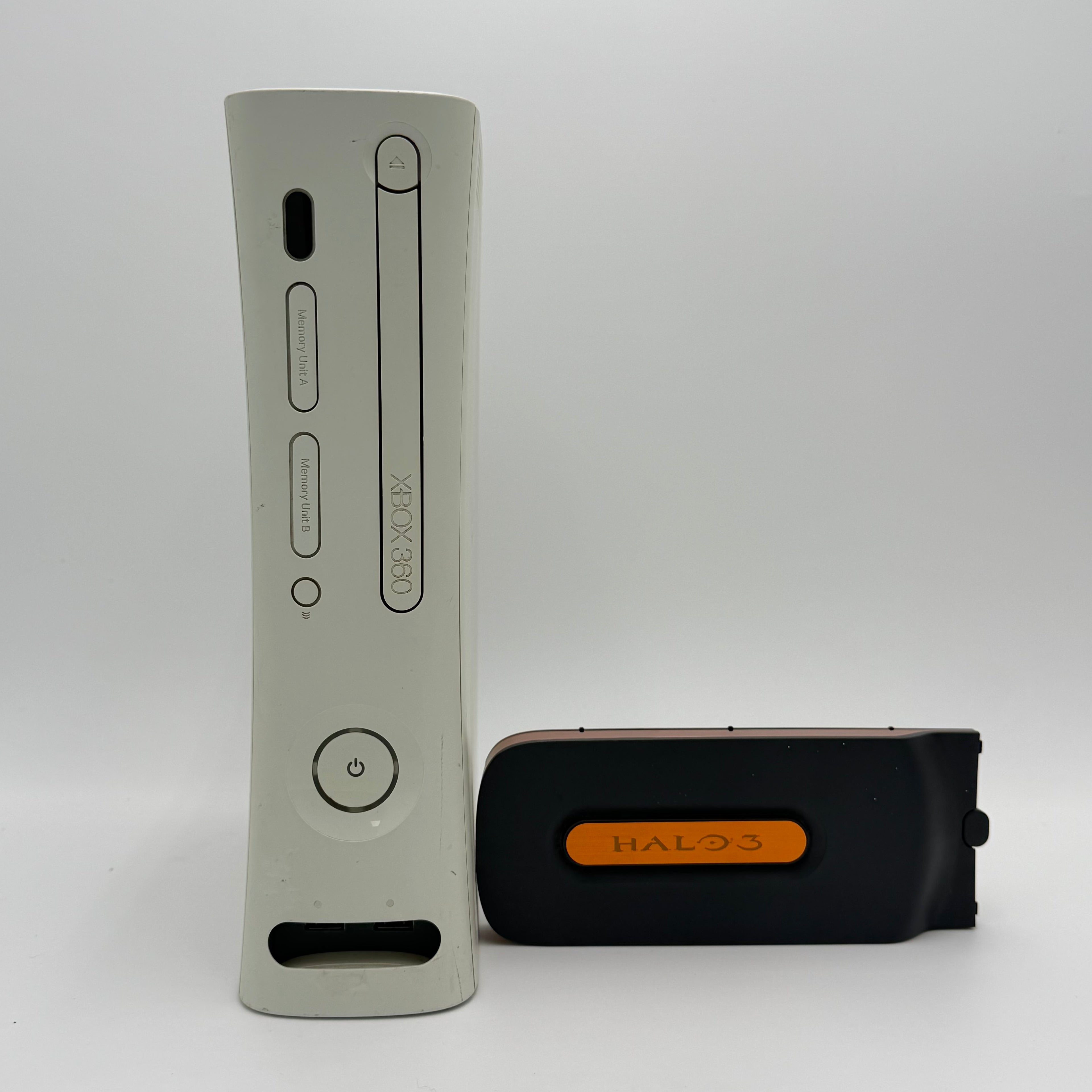 Microsoft Xbox 360 2005 Video Game System - White - Broken