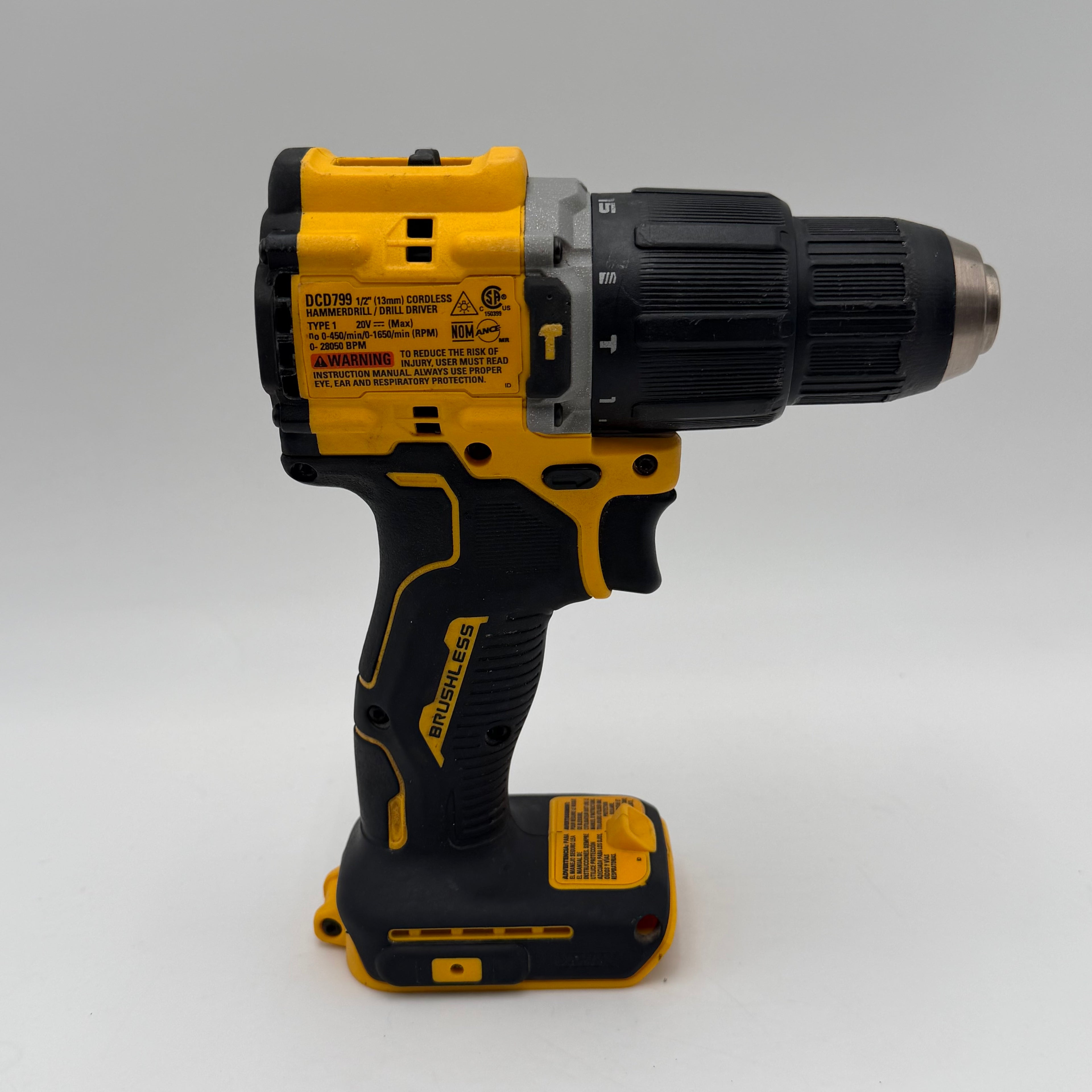 DEWALT DCD799 20V ATOMIC 1/2" Brushless Hammer Drill w/ Battery + Charge Station