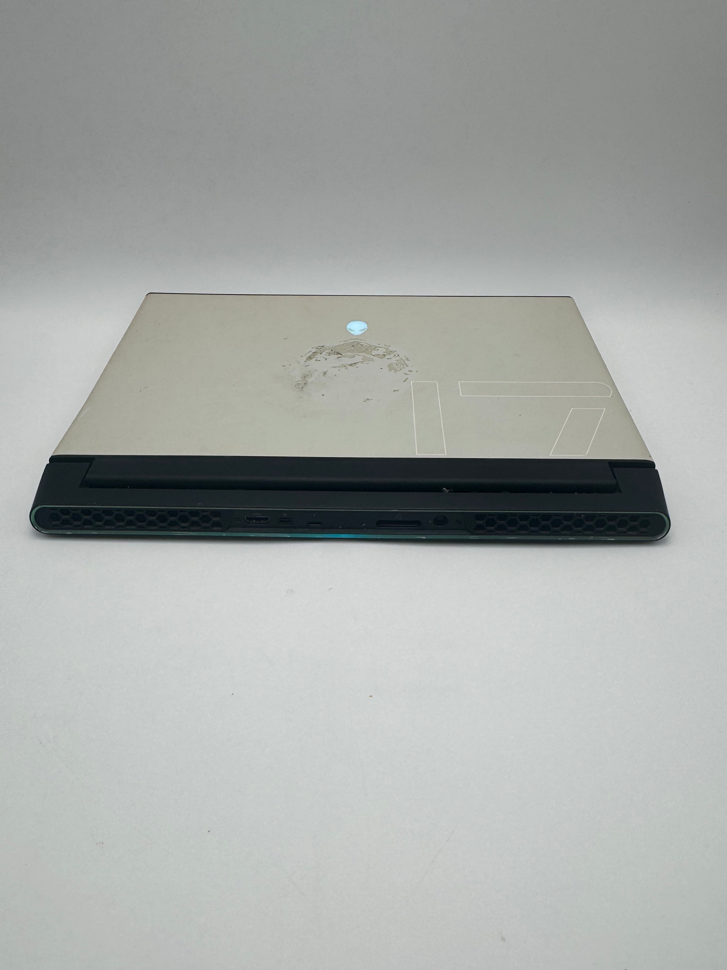 Cracked Screen OS Reset Alienware m17 R2 Laptop - Core i7, 16GB RAM, 512GB SSD, 17", Black