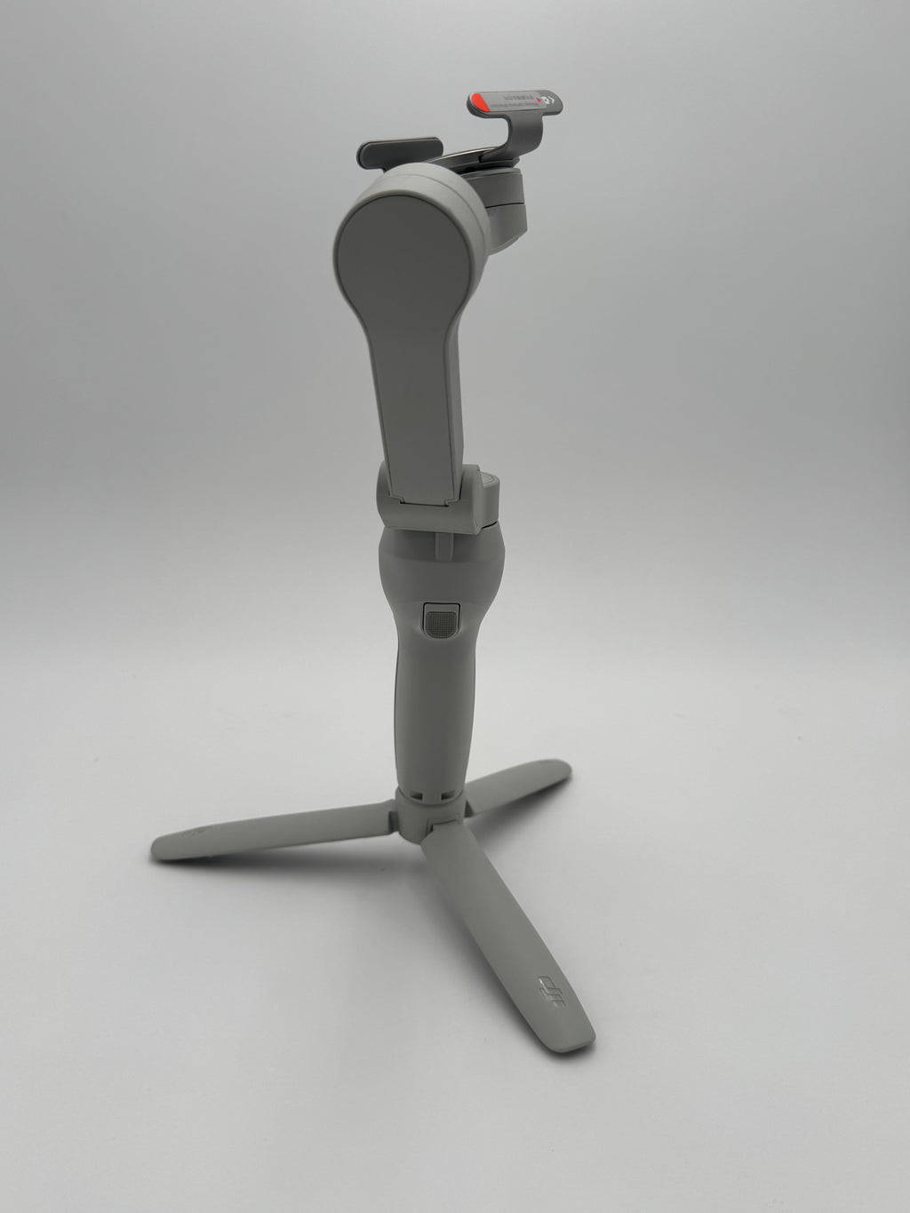 DJI Osmo Mobile SE Smartphone 3-Axis Gimbal Stabilizer