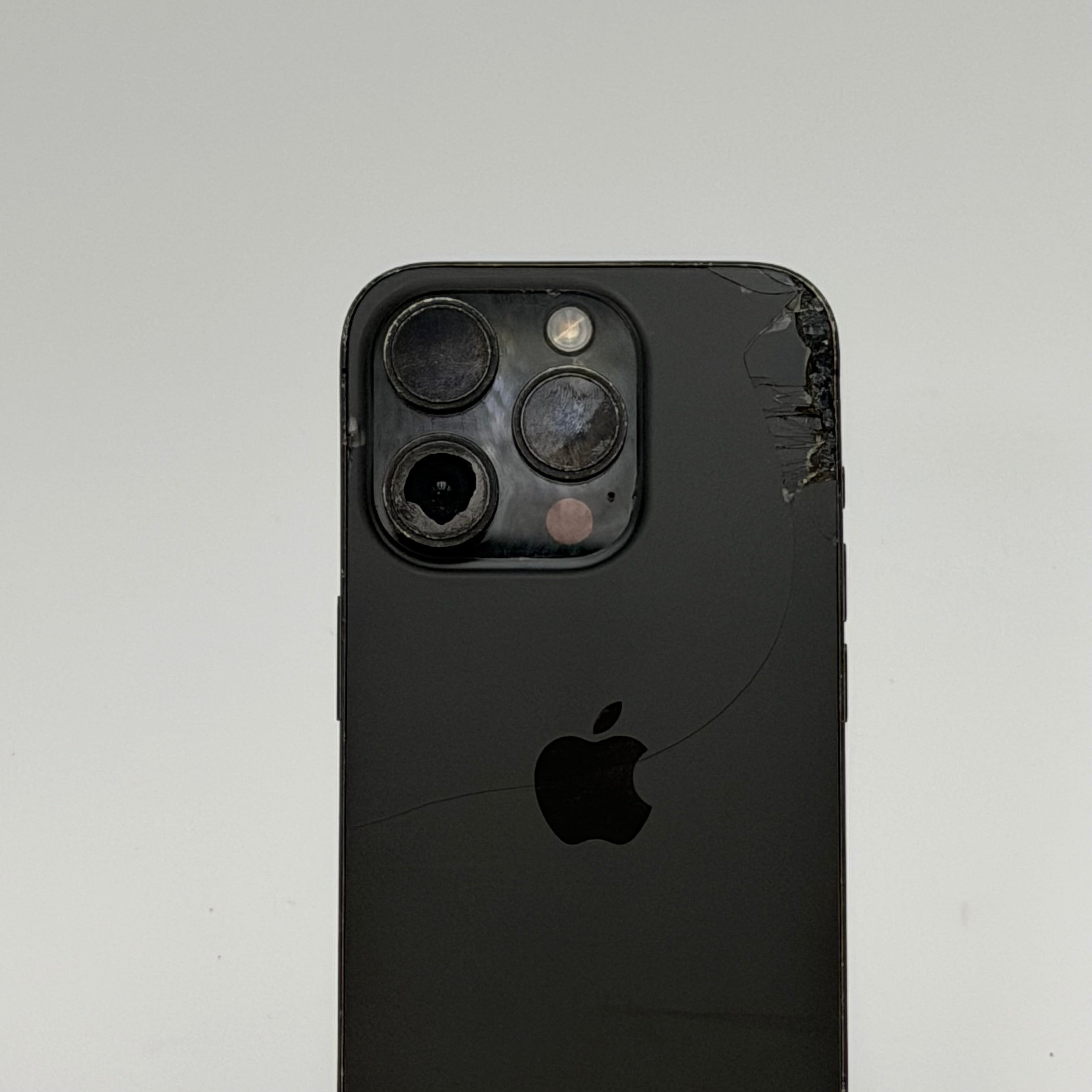 Apple iPhone 15 Pro 128GB (Unlocked) Black Titanium - Glass Cracked Screen Cracked Camera