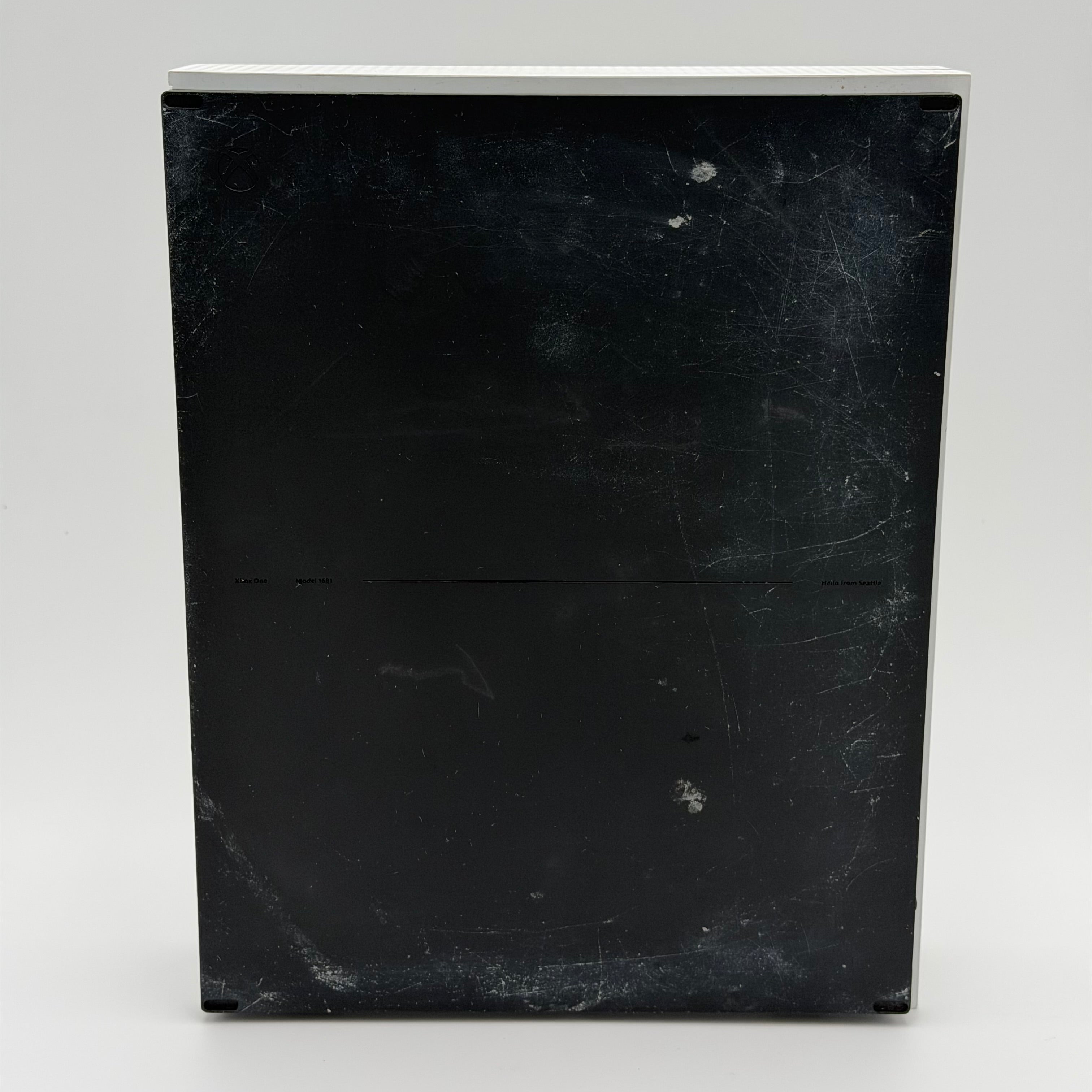 Microsoft Xbox One S (1681) 2016 500GB White Video Game Console