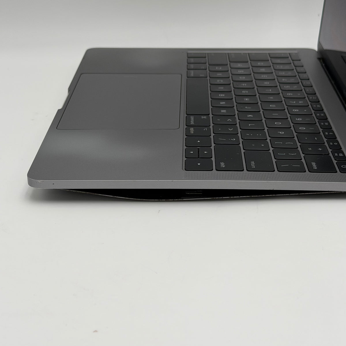 Apple MacBook Air Laptop 2017 128Gb 8GB Broken Battery - No Power No Display