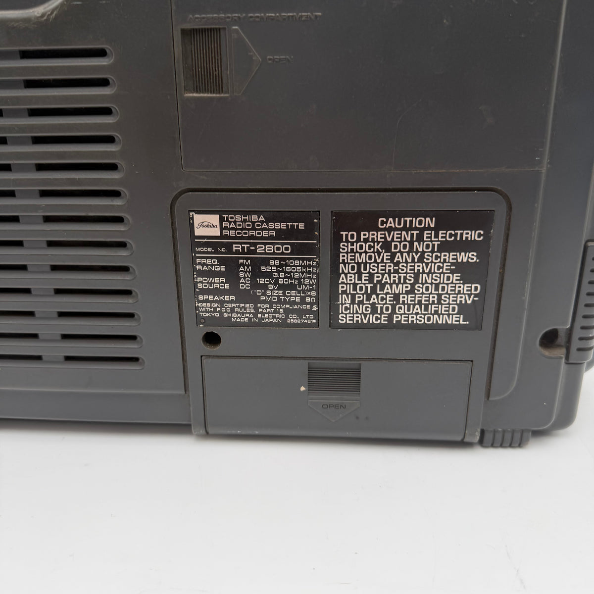 Toshiba RT-2800 Boombox Speaker Black Broken