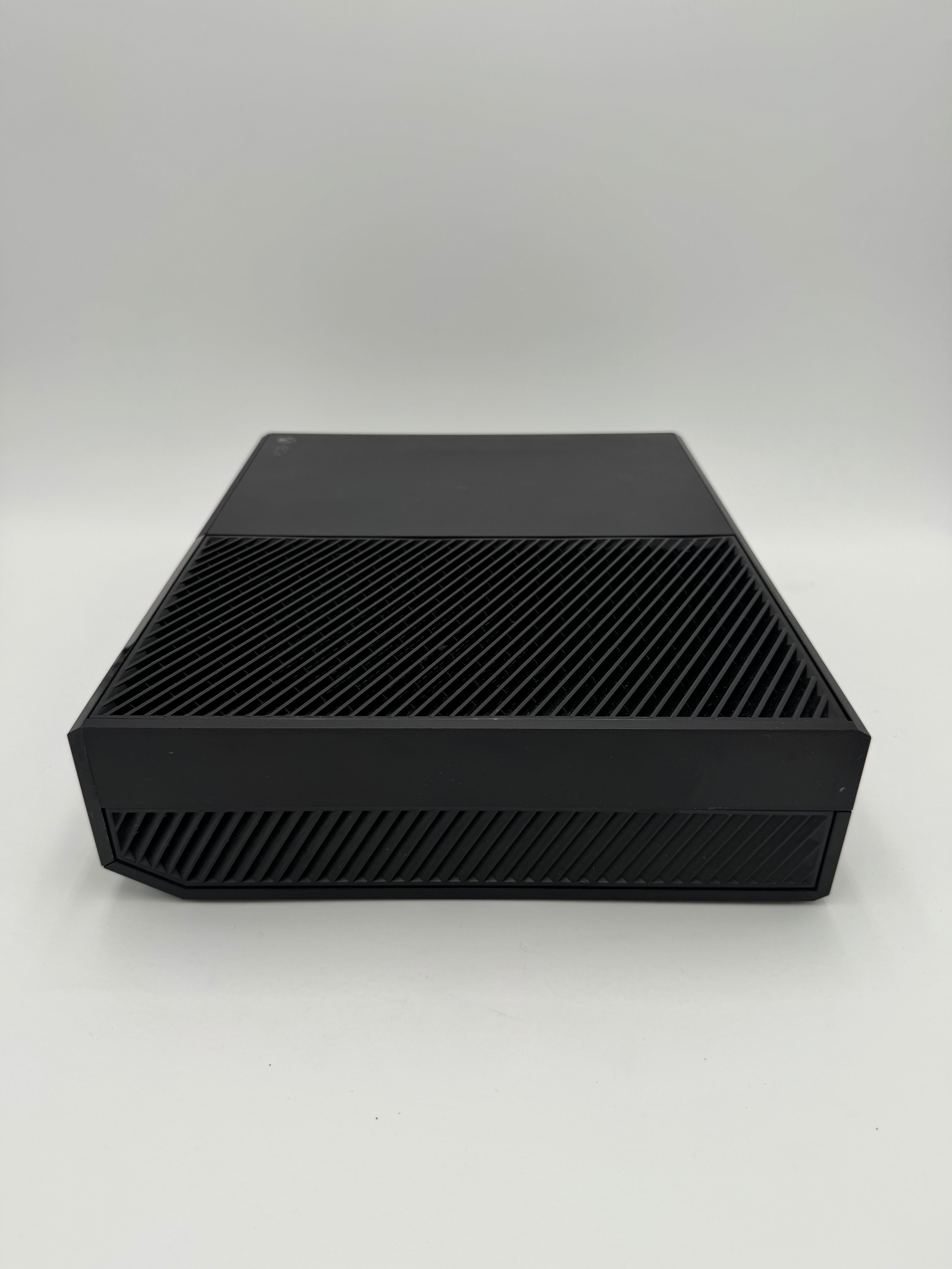 Microsoft Xbox One (1540) 2013 Console 500GB Black W/ Wireless Controller + Power Cable