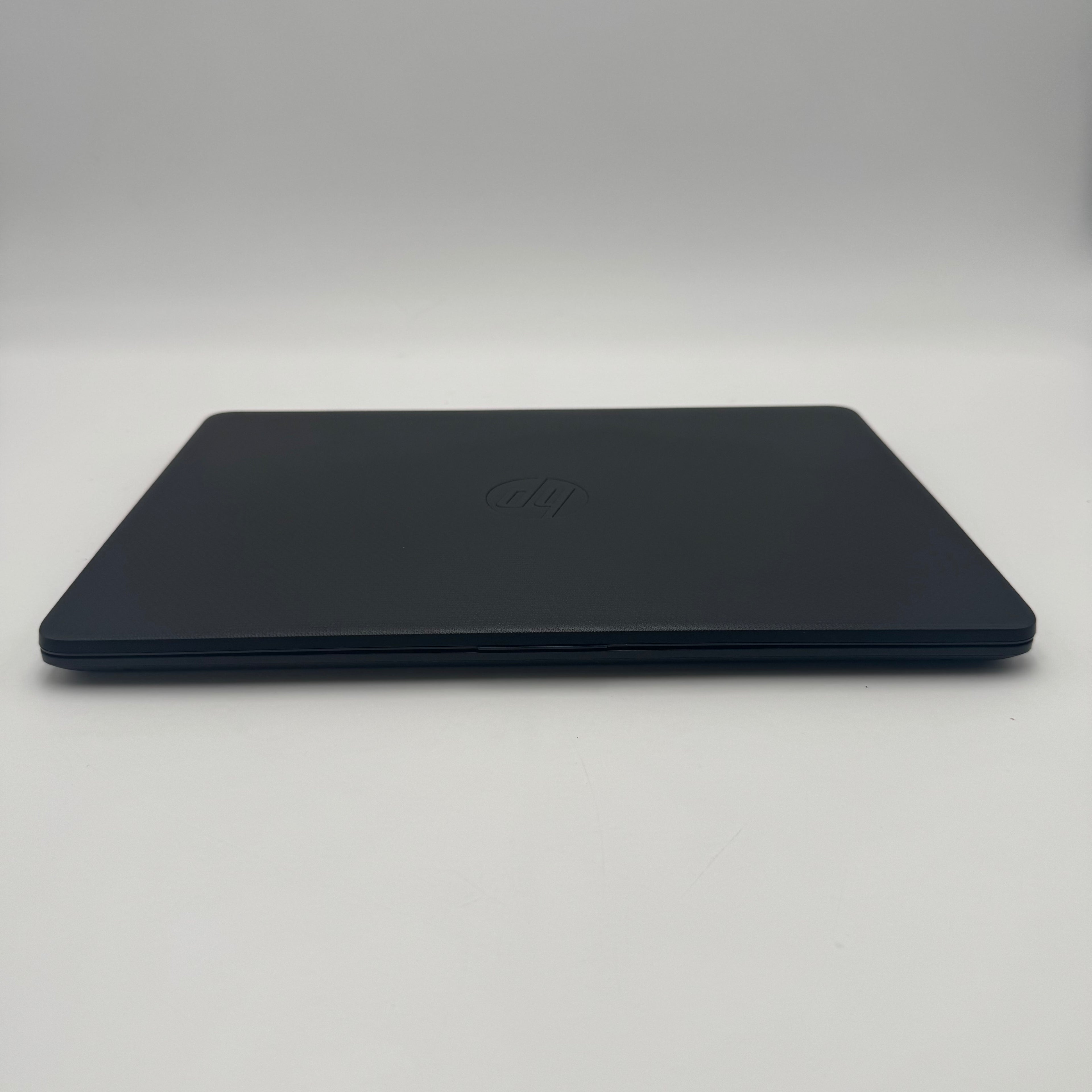 HP 14-DQ0020NR 13" Intel Celeron 4GB RAM 64GB SSD