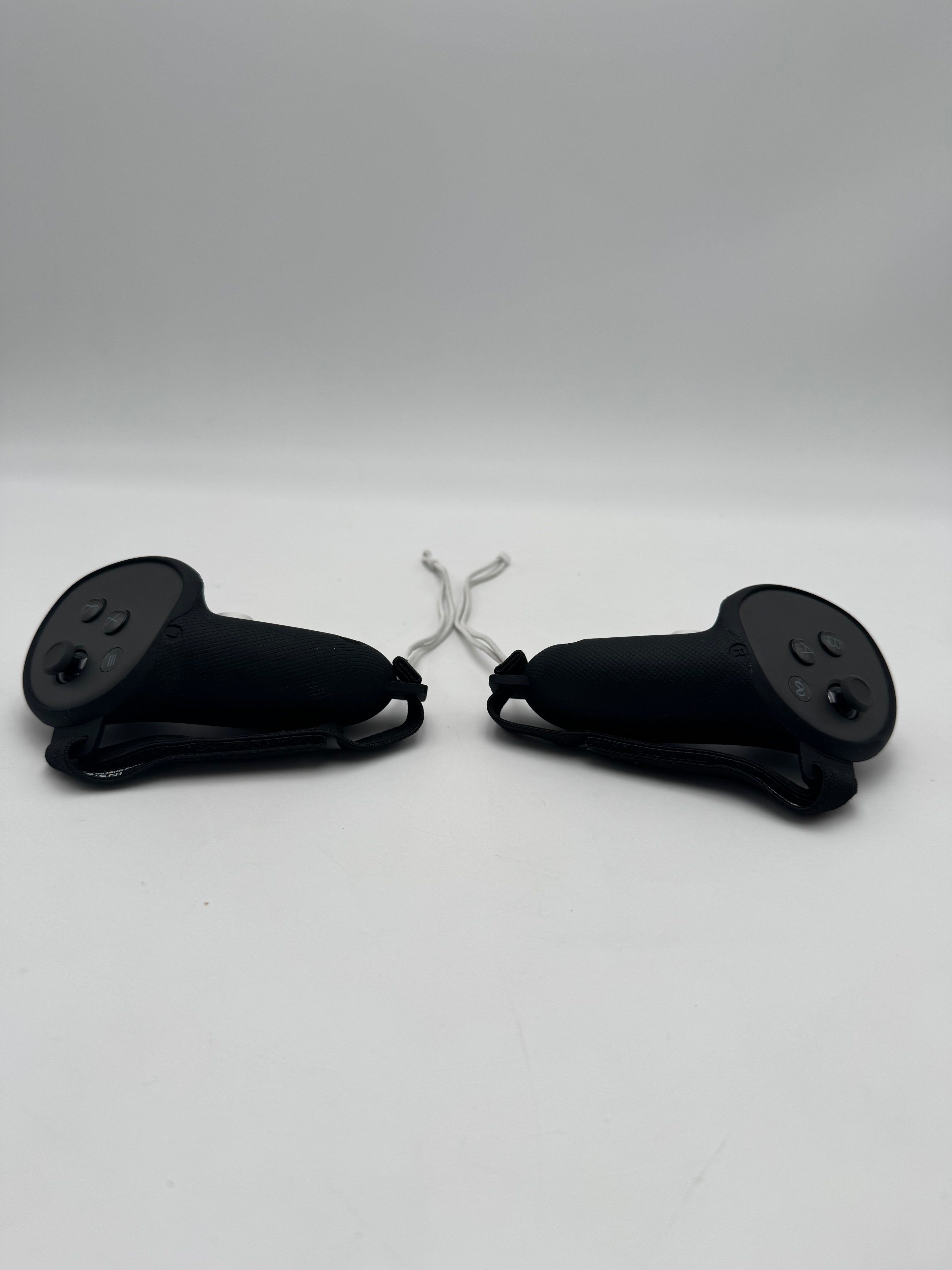 Meta Quest 3S 256GB VR Headset w/ Controllers
