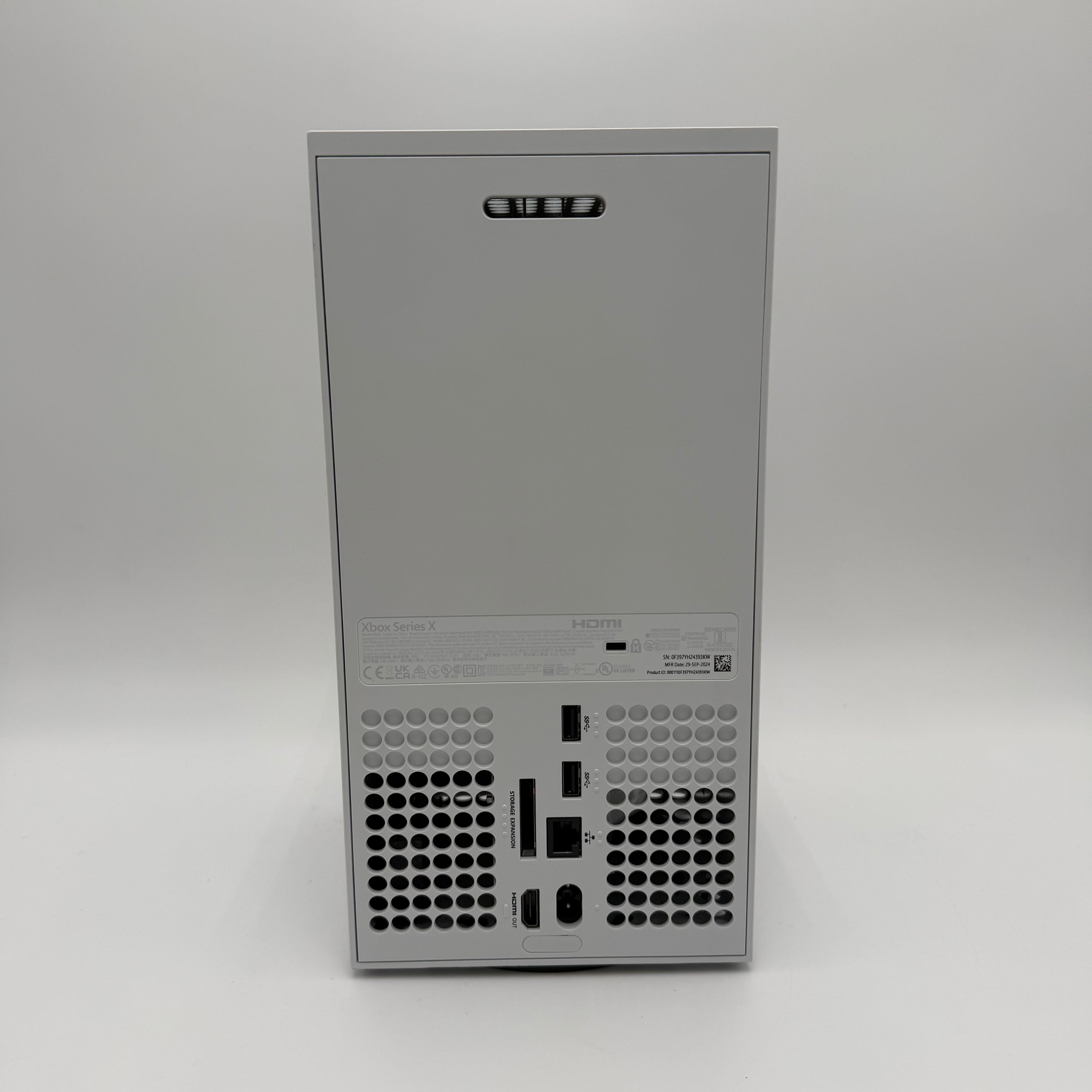SOLD IN STORE Microsoft Xbox Series X 1TB Console Gaming System white 1882 - With Controller