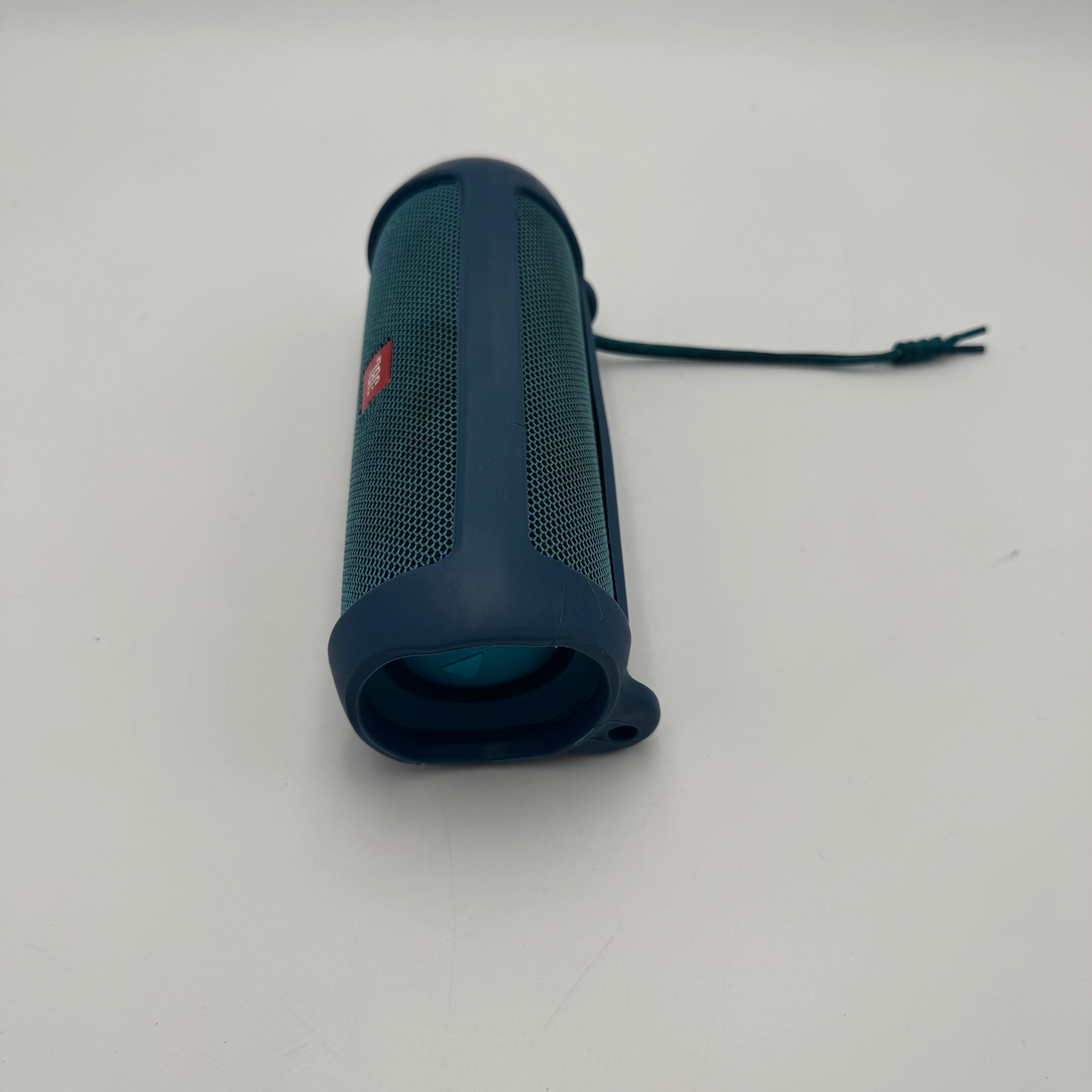 JBL Flip 5 Portable Bluetooth Speaker - Blue