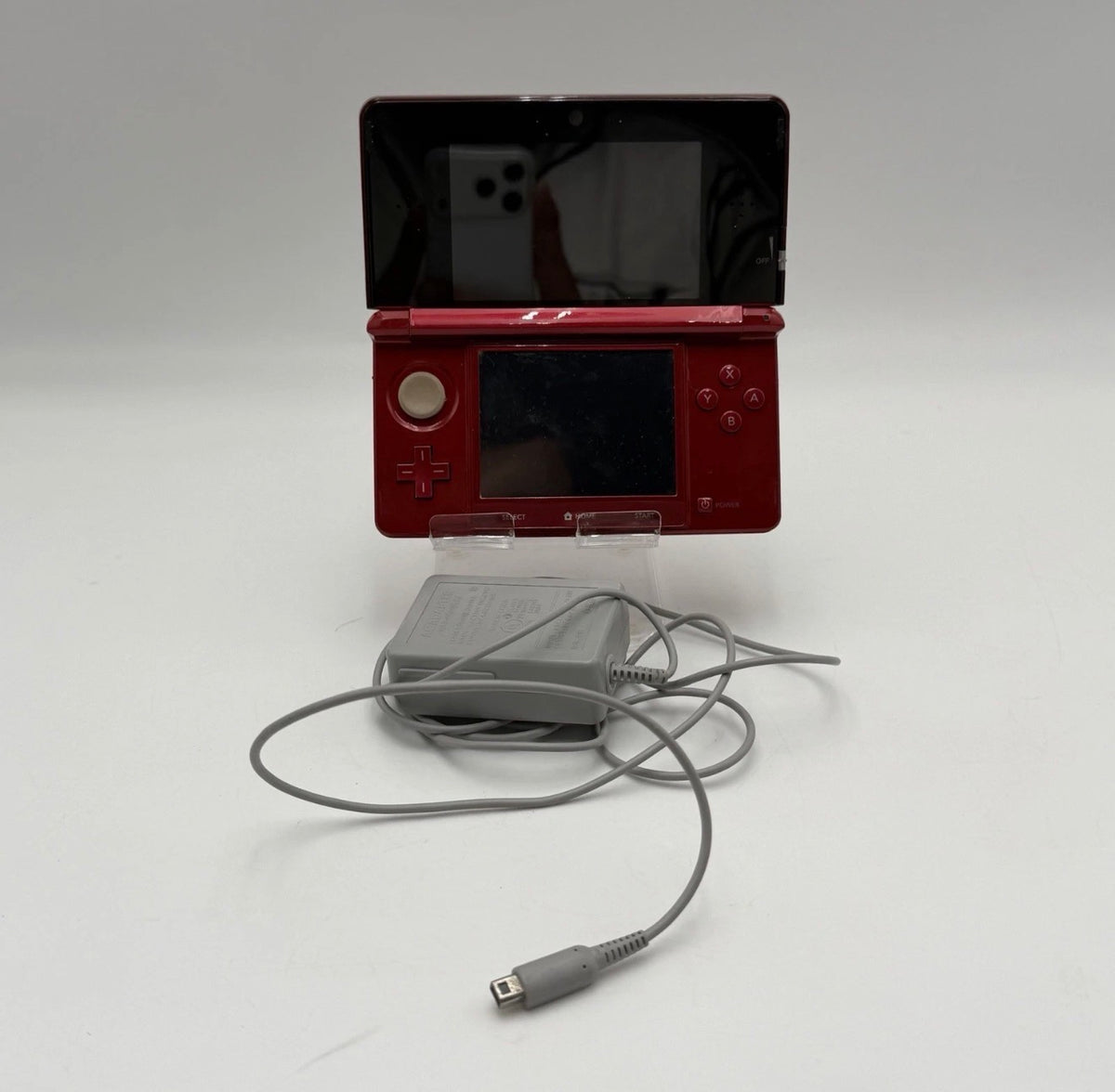 Nintendo 3DS (CTR-001) 2011 Nintendo 3DS - Used A Handheld Console