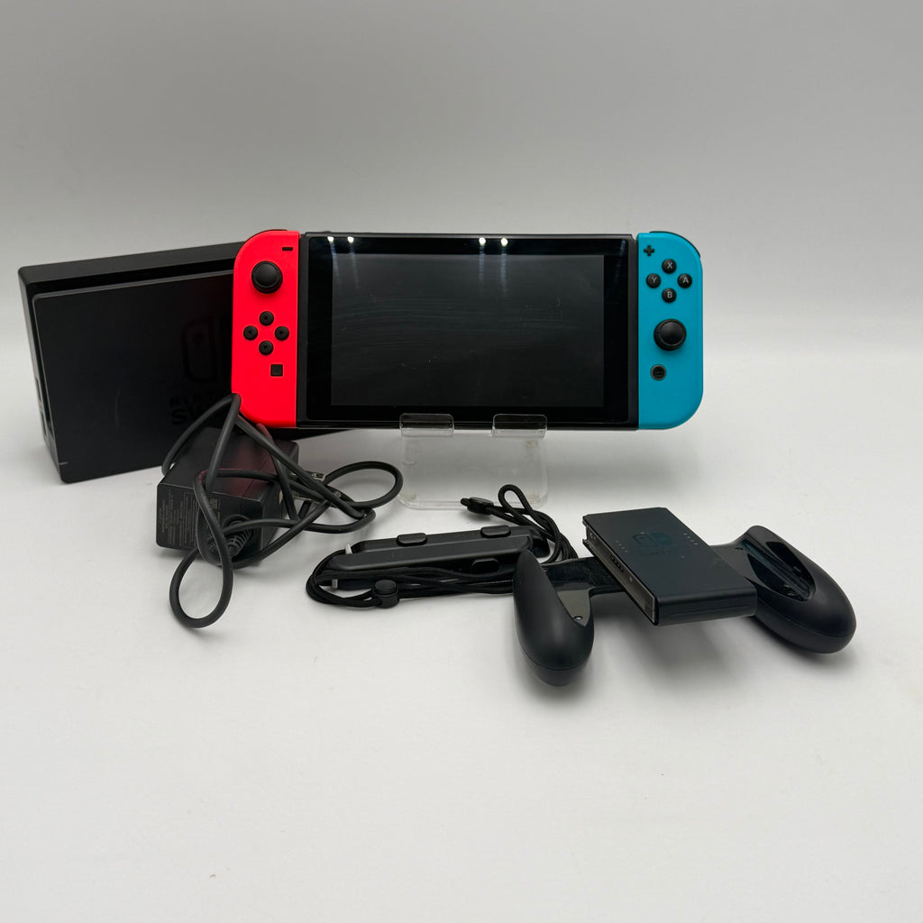 Nintendo Switch HAC-001 2017 Video Game System Black