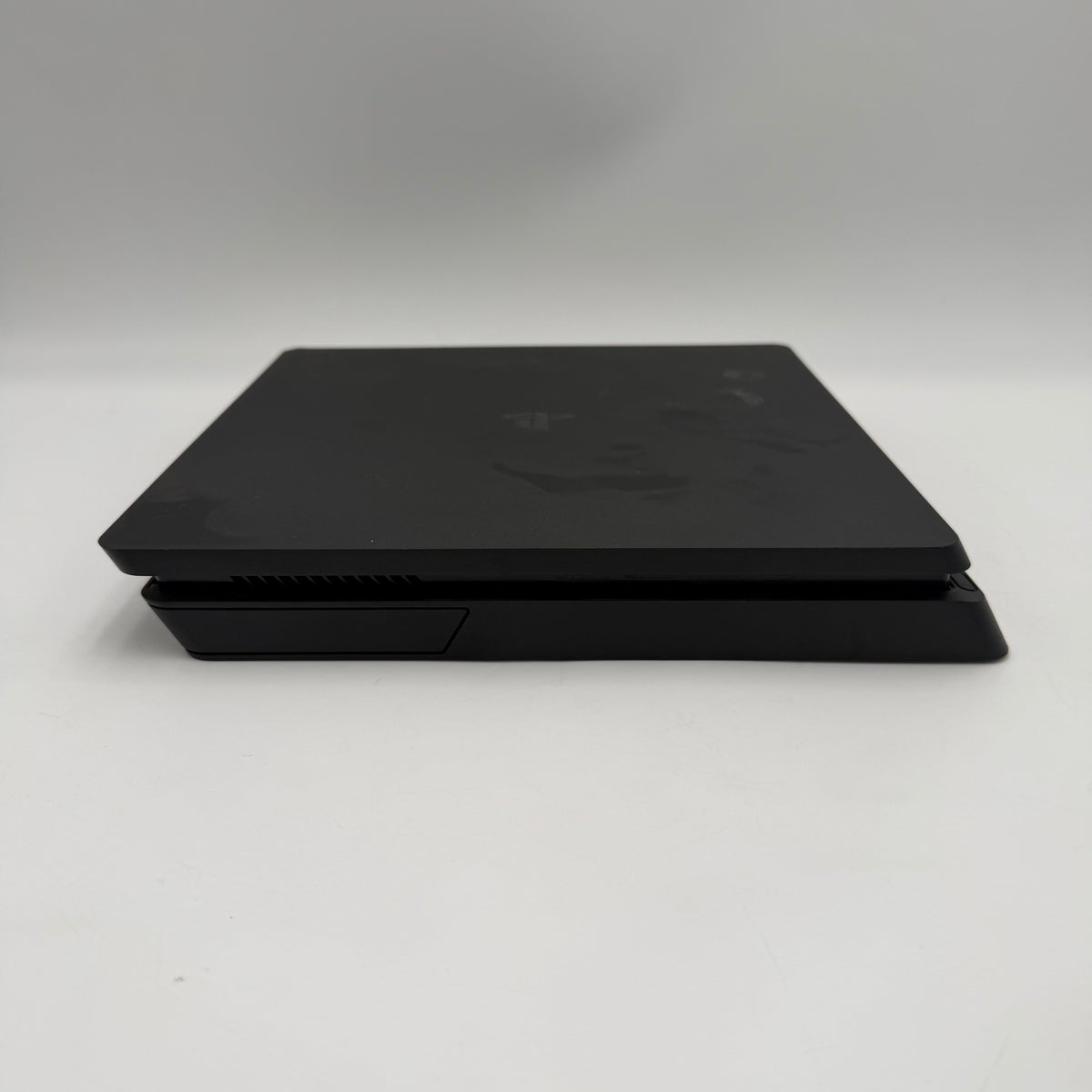 Sony PlayStation 4 Slim CUH-2215A - Used C