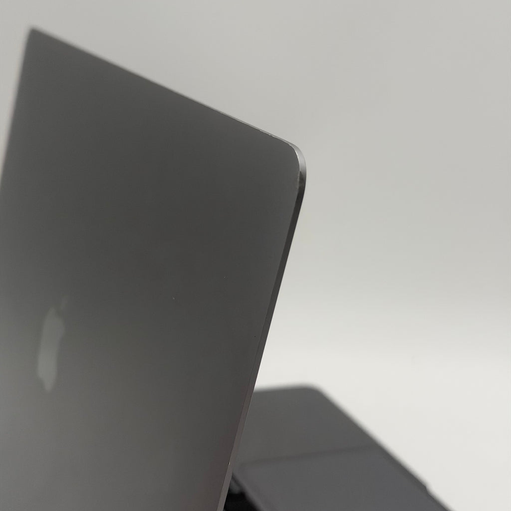 Apple MacBook Pro 13" A2338 2020 Laptop - Broken