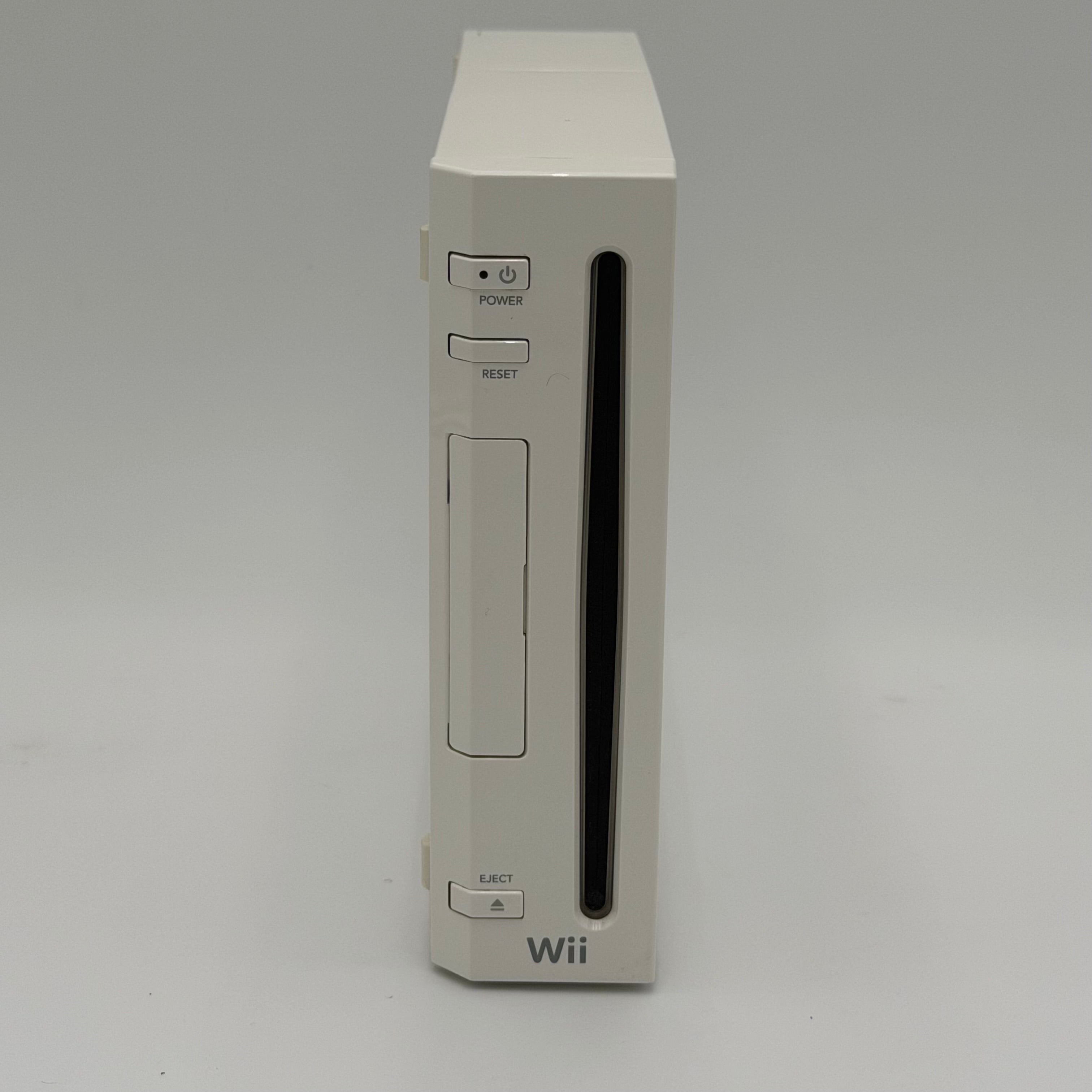 Nintendo Wii RVL-001 Console Bundle + 2 controllers and nunchucks + carry case