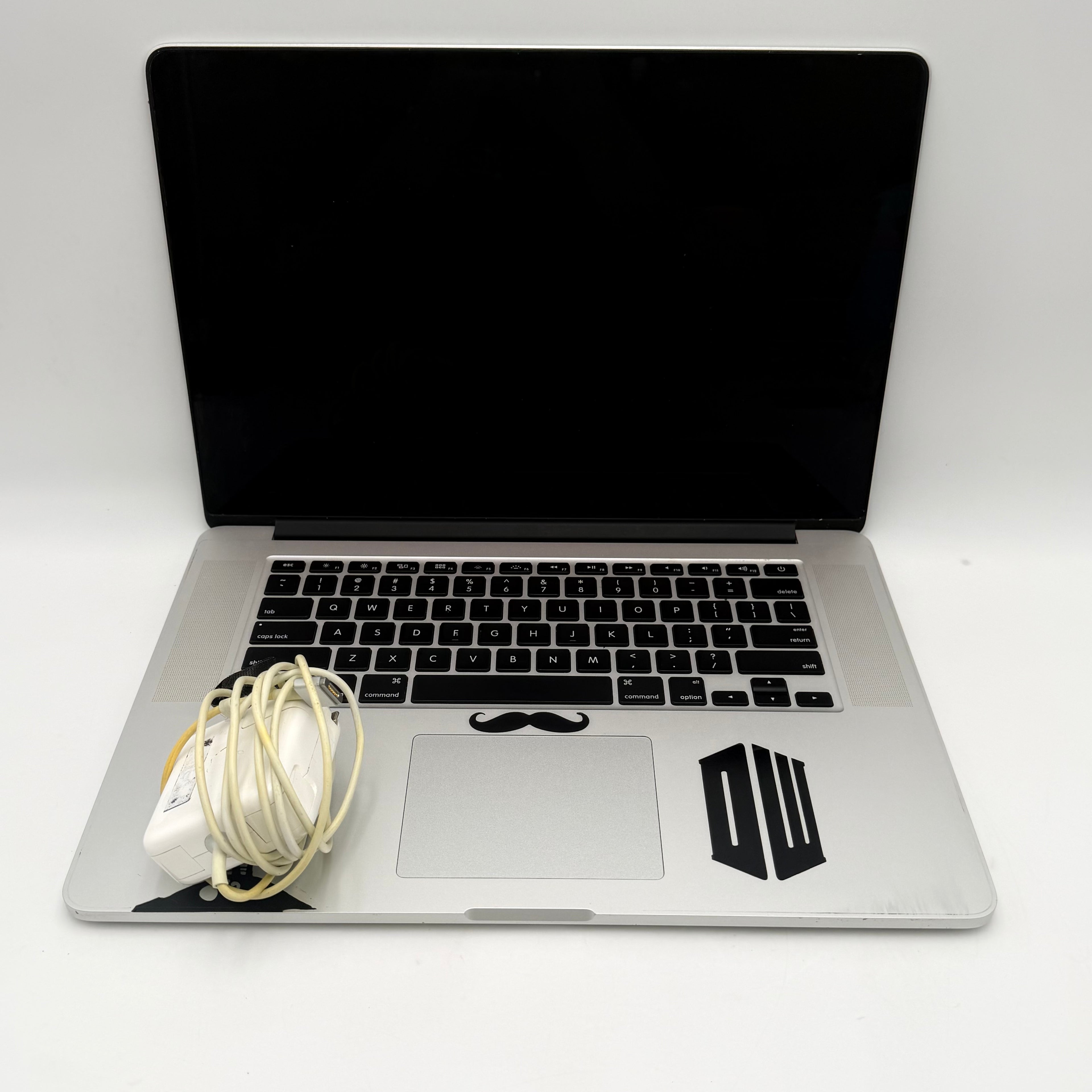 Apple MacBook Pro 15" A1398 2013 Laptop - Silver - Broken