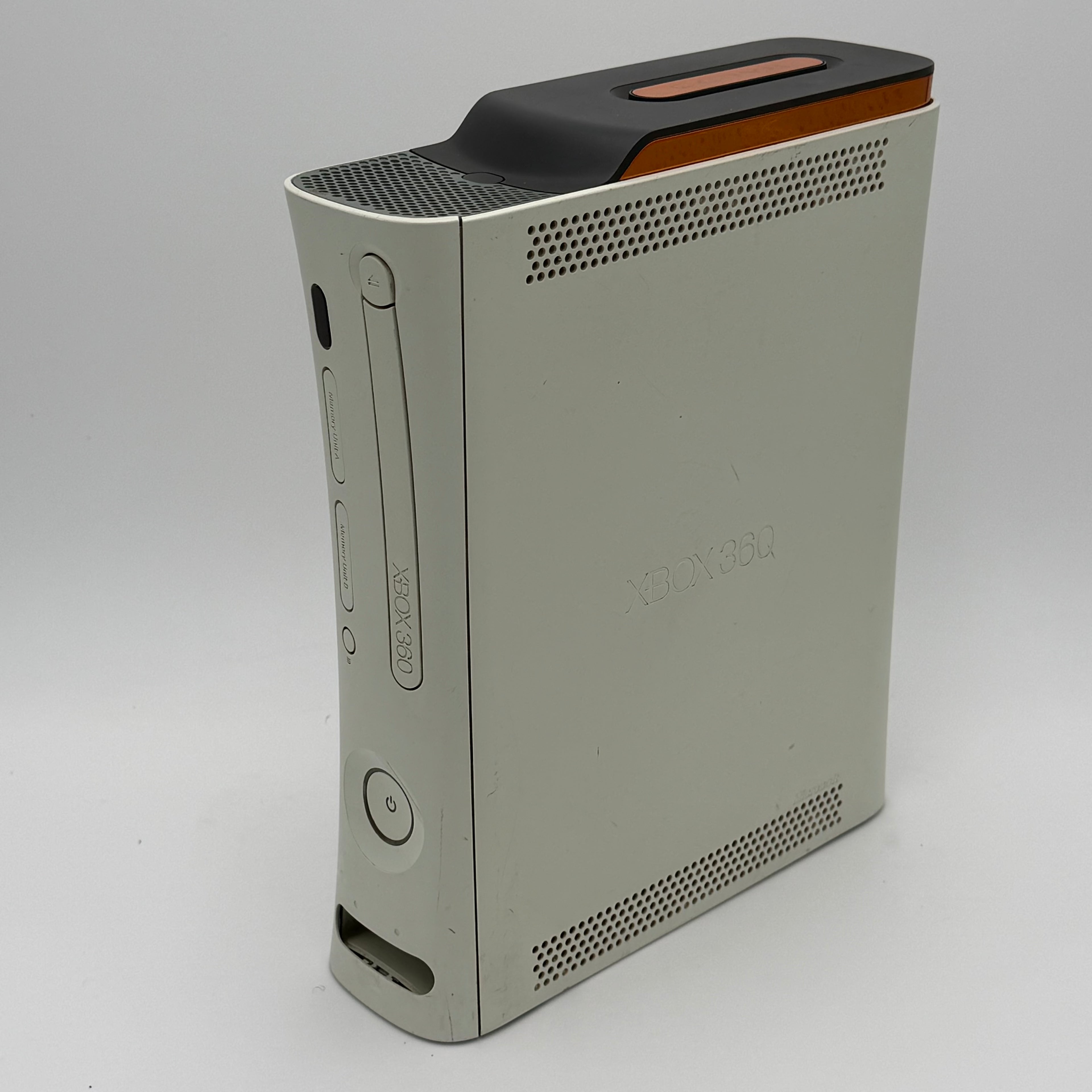 Microsoft Xbox 360 2005 Video Game System - White - Broken