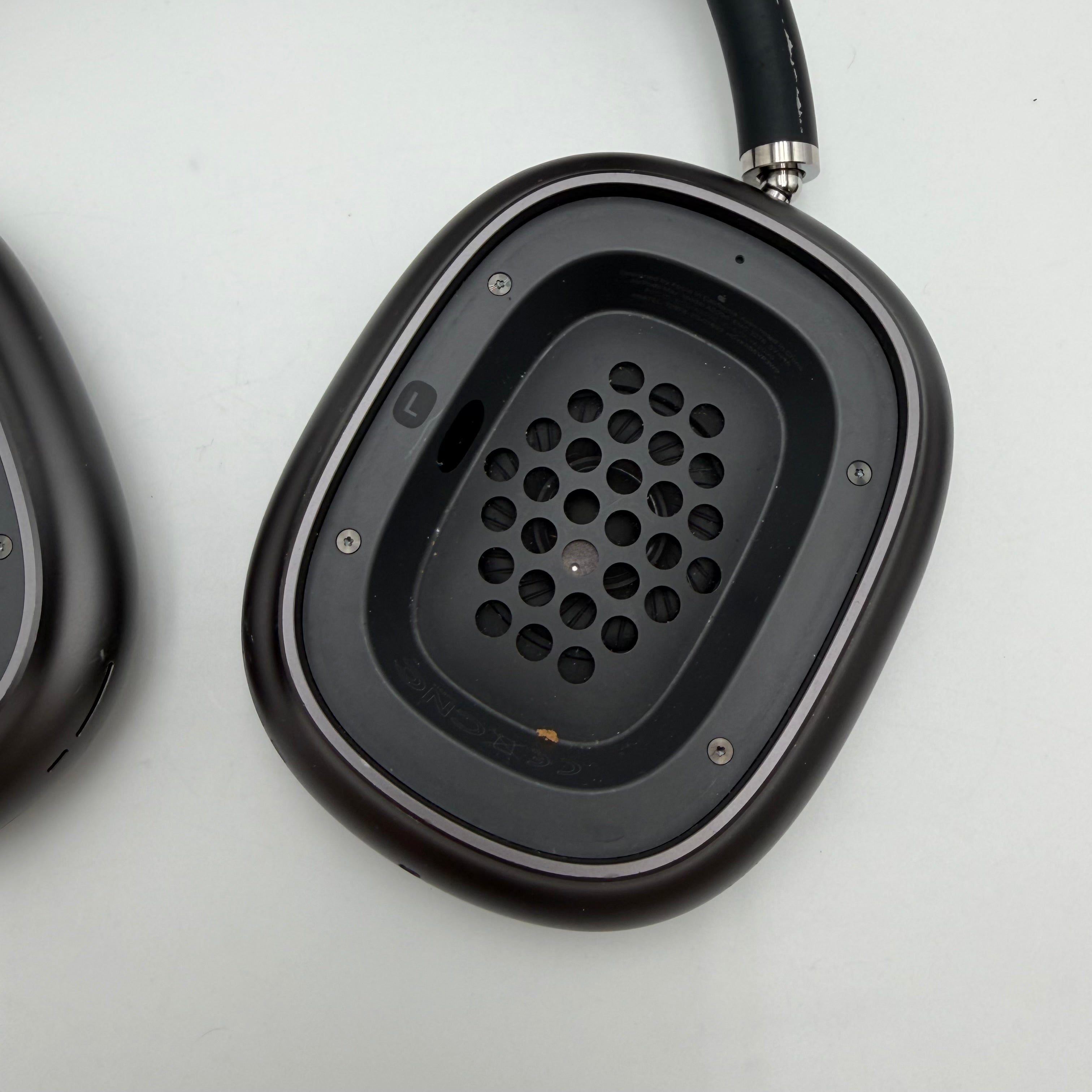 Apple AirPods Max A2096 (2020) Over-Ear Headphones - Powers on - No audio
