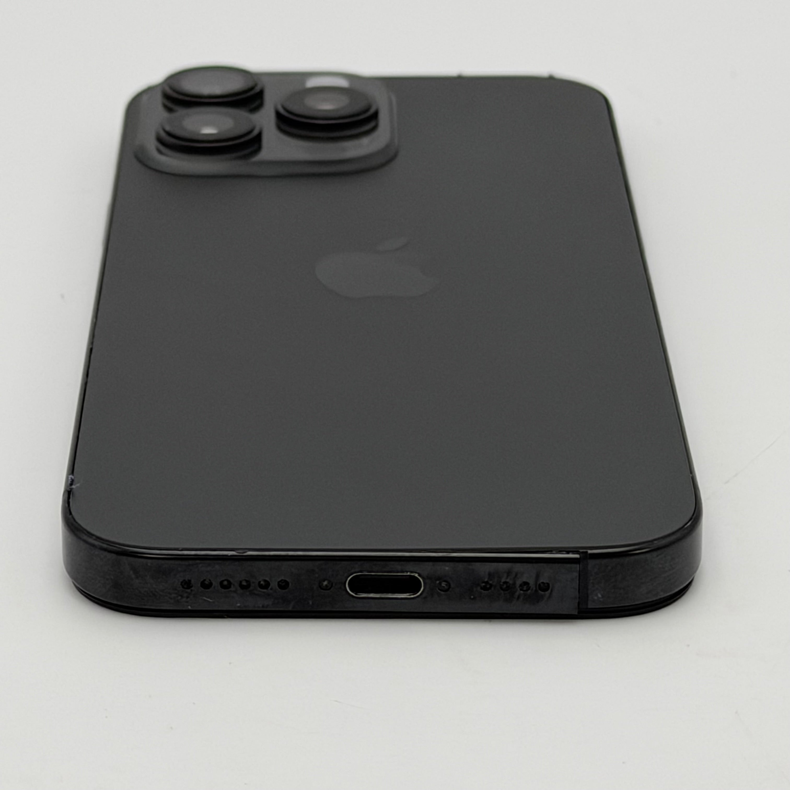 Apple iPhone 16 Pro Max - 256 GB - Black Titanium (Unlocked)