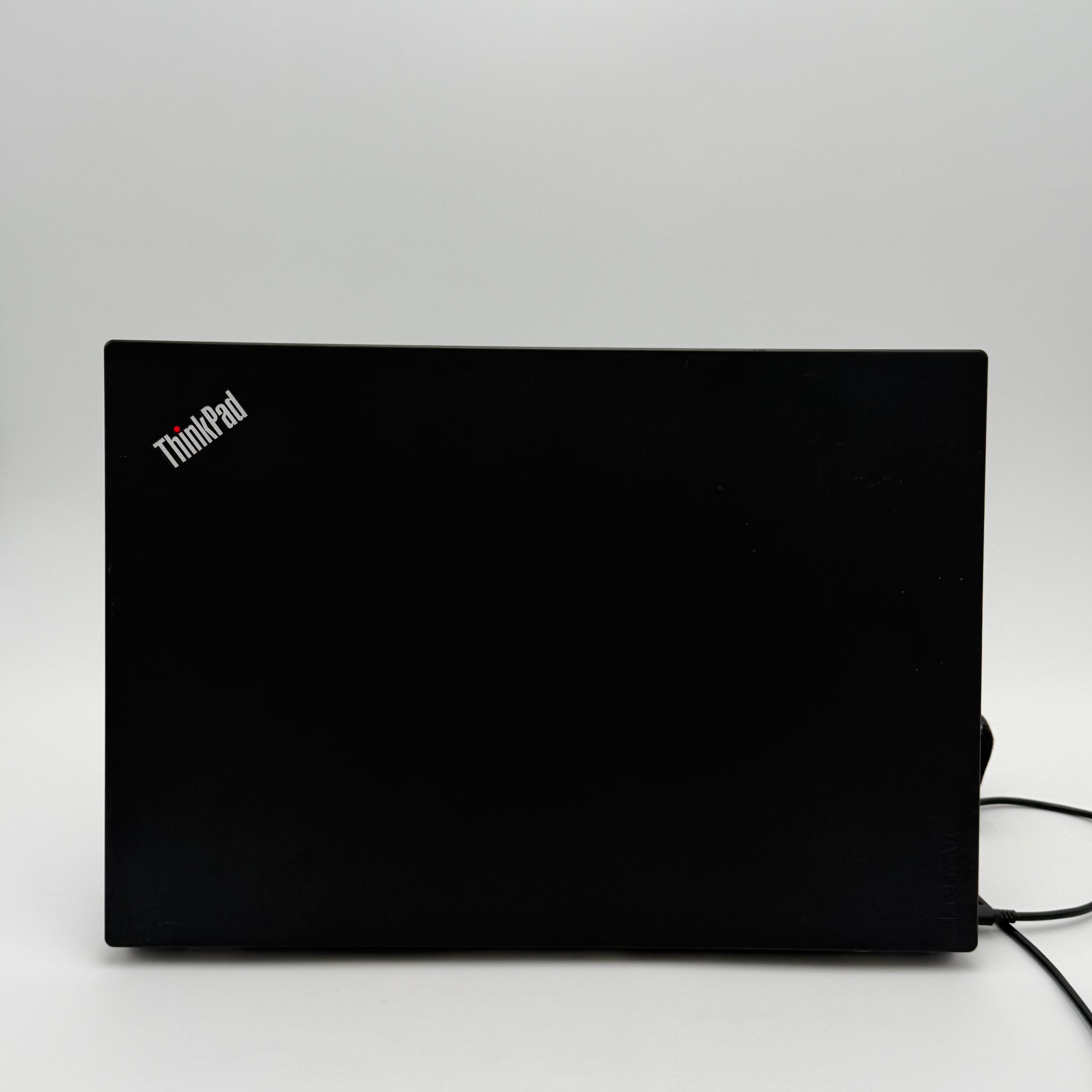 Lenovo ThinkPad P52s 15-Inch Laptop - Intel Core i7 1.8Ghz 16GB RAM 1TB HDD Read Bad Battery