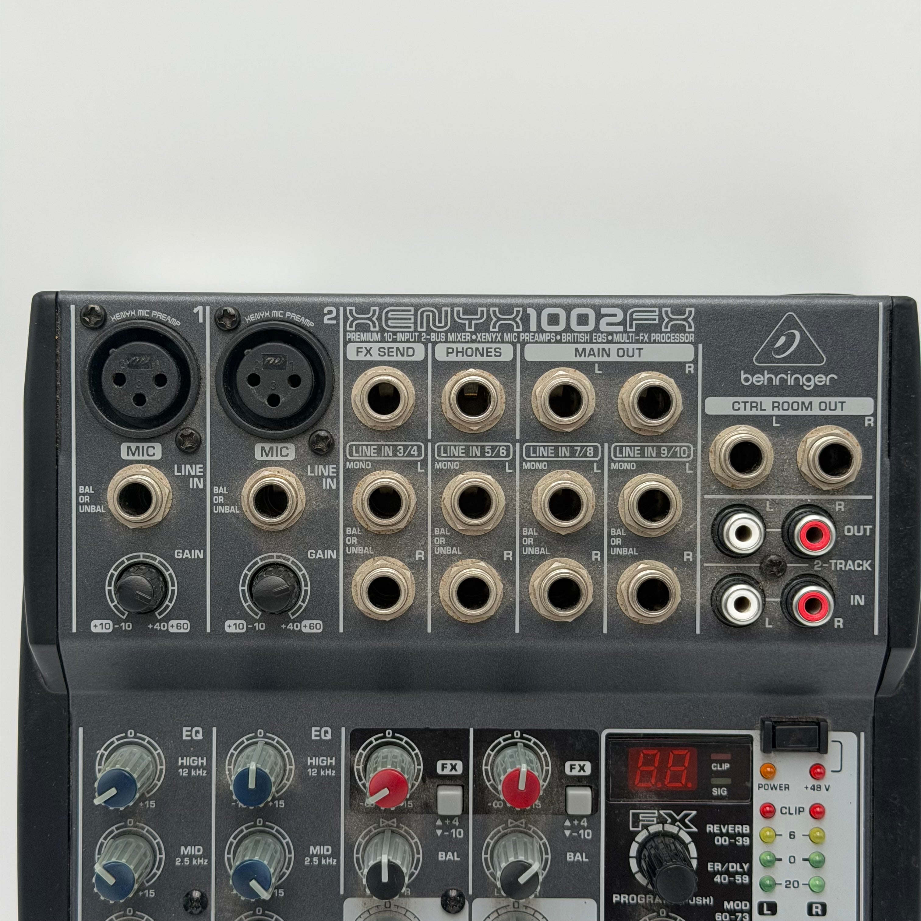 Behringer Xenyx Mixer 1002 FX / 10 Channel 2 Bus Effects Board (NO POWER CHORD)