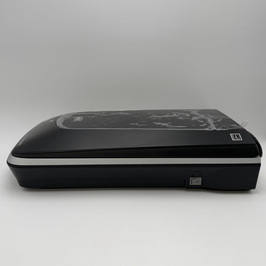 Epson Perfection V500 Photo Scanner w/ Power Adapter & Negative Holders Tested
