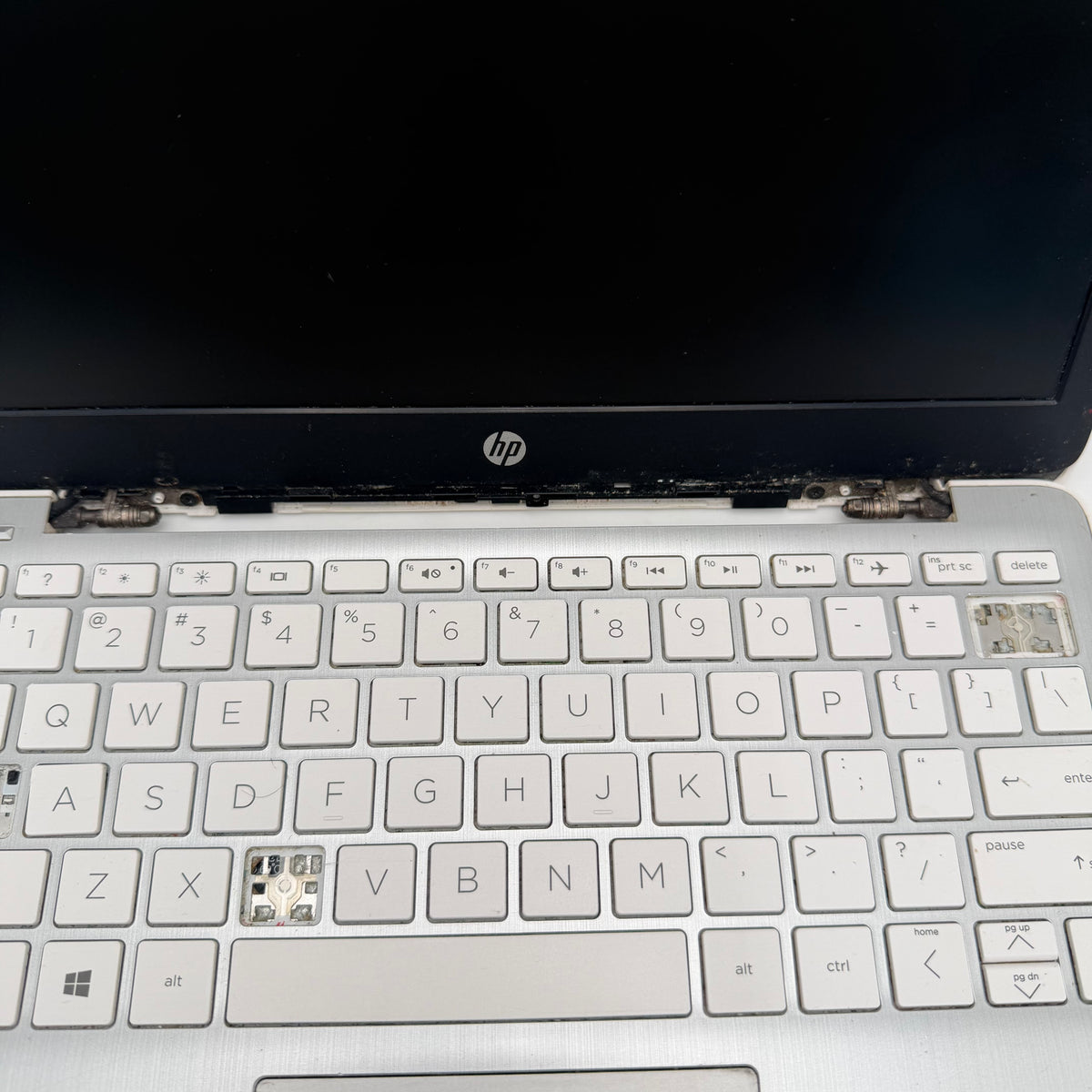 HP 11-ak0021dx Laptop White - Broken