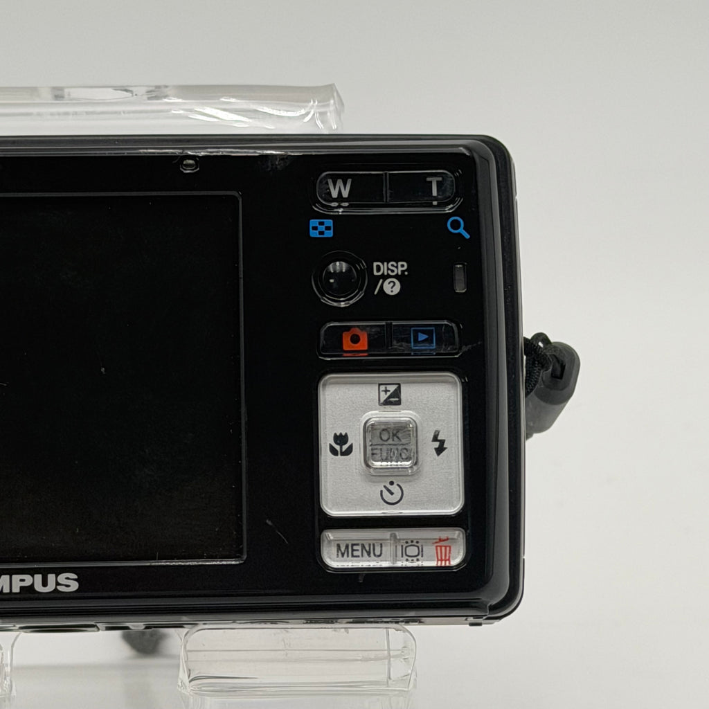 Olympus FE-5000 Digital Camera Untested W/ Bag Strap Charger No