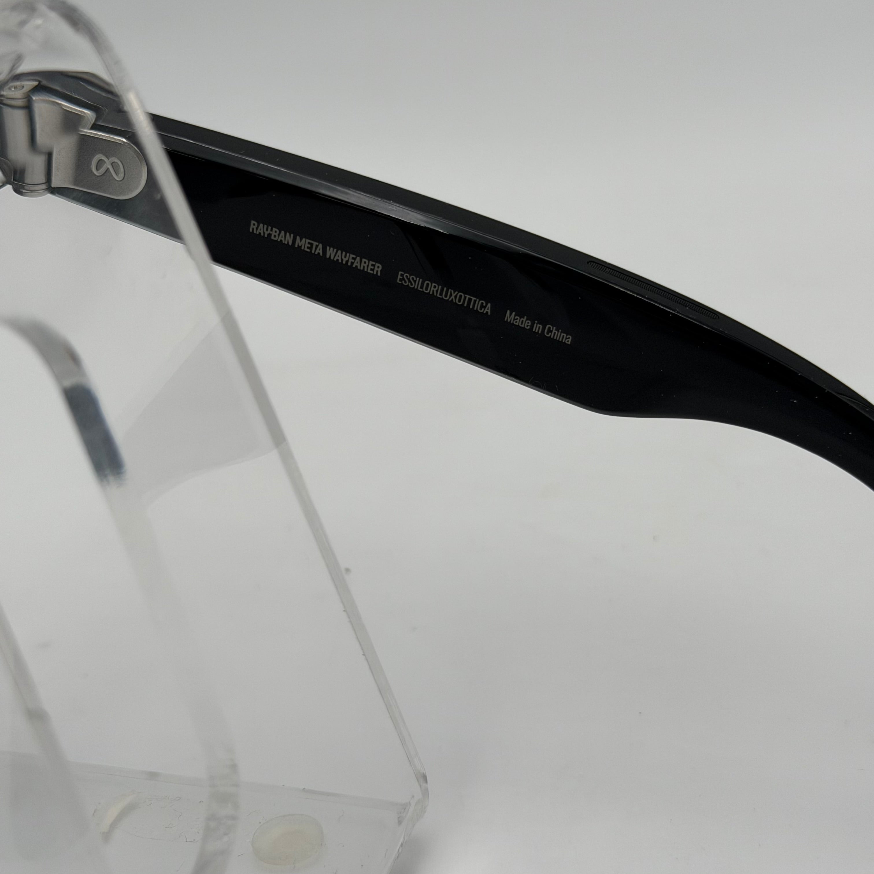 Broken No Power Ray-Ban Meta Wayfarer Gen 1 Shiny Black RW4006 60171 Smart Glasses