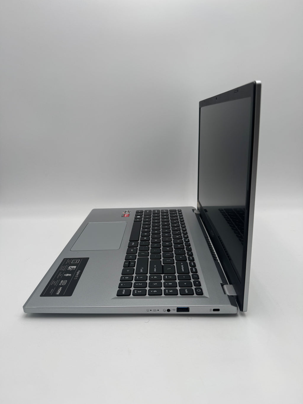 Acer Aspire 3 15 N23C3 Laptop AMD Ryzen 3 8GB 128GB 14-Inch Silver Used