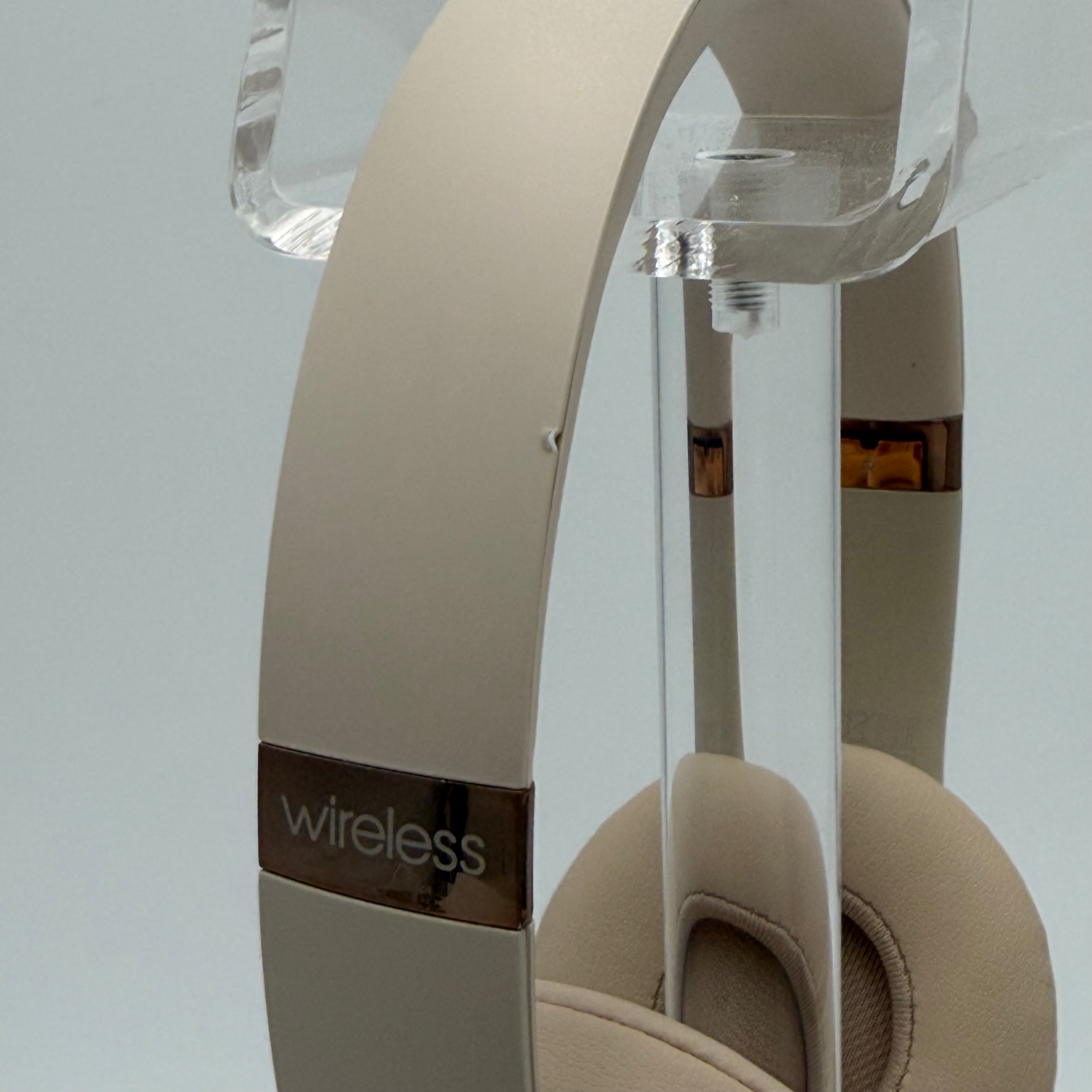 Beats Solo 3 Wireless Bluetooth Over-Ear Headphones - Brown