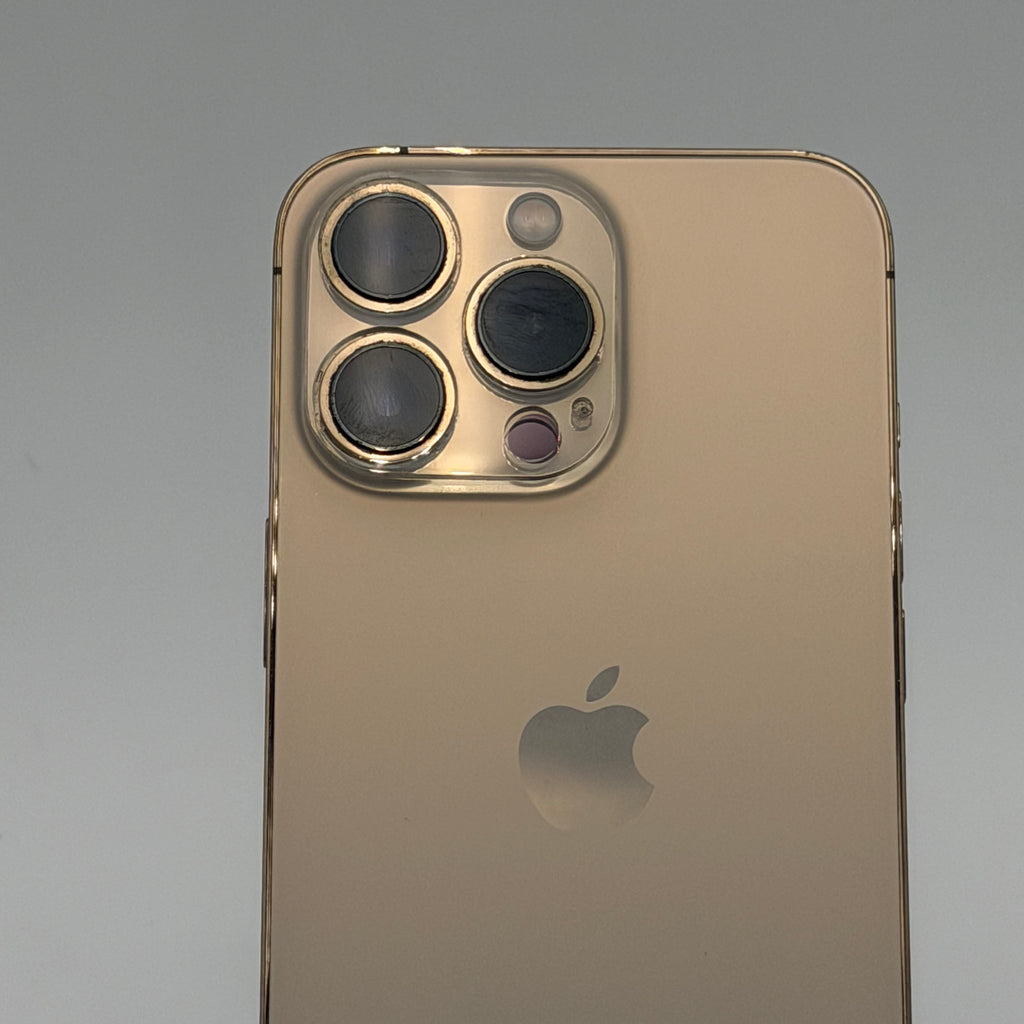Broken Unlocked Apple iPhone 13 Pro - 256GB - Gold - No Power For parts