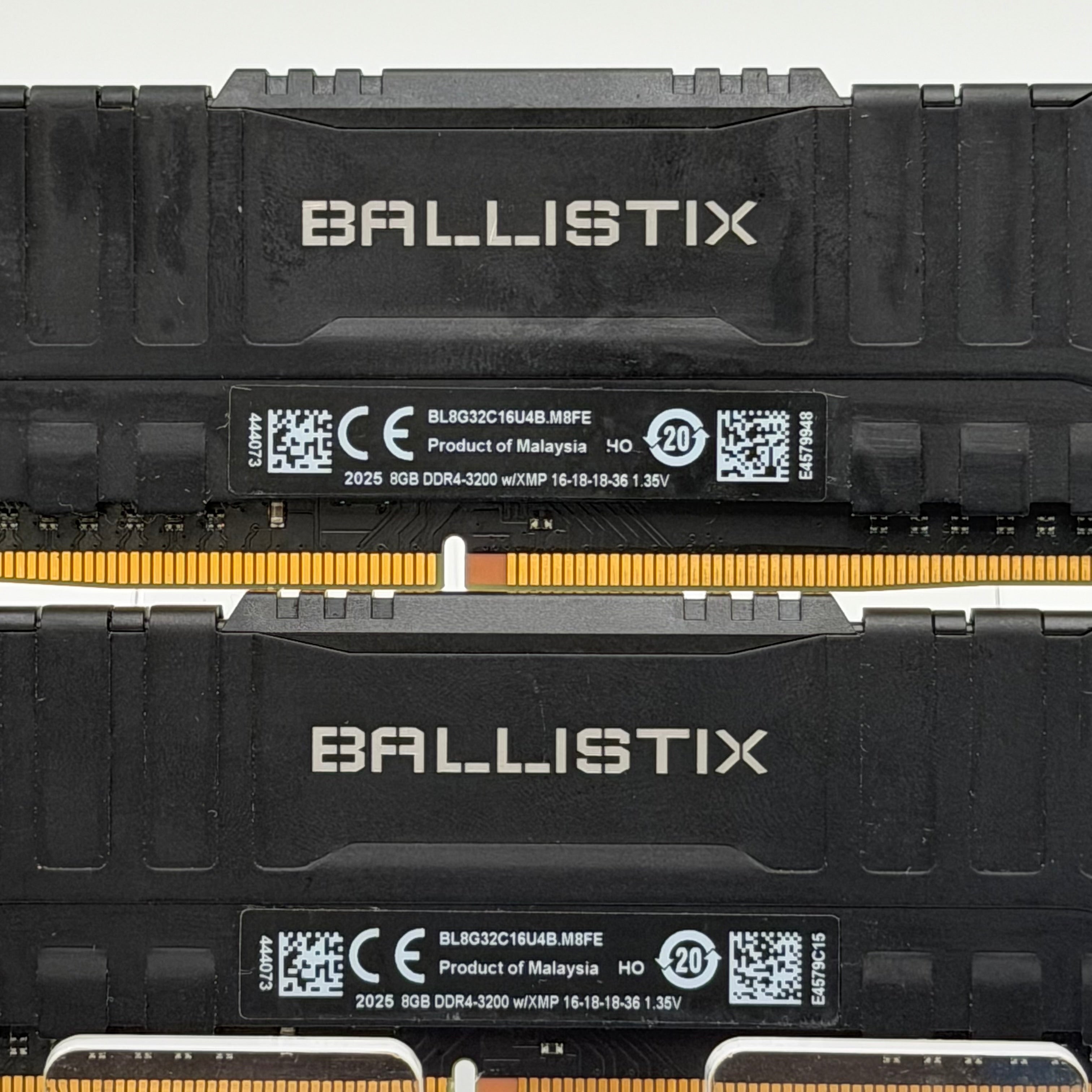 Crucial Ballistix 16GB (2x8GB) DDR4 3200MHz RAM BL8G32C16U4B Black
