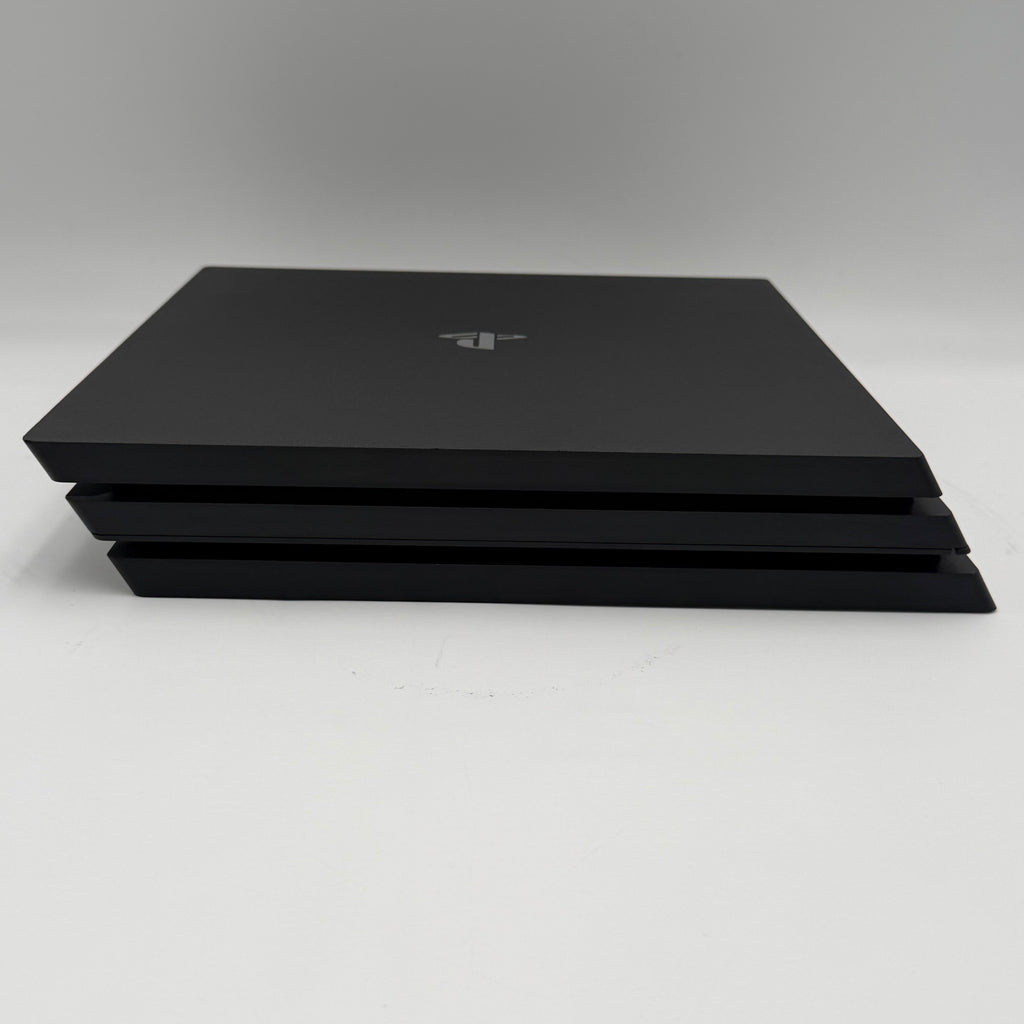 Sony PlayStation 4 Pro CUH-7016B 1TB with Controller
