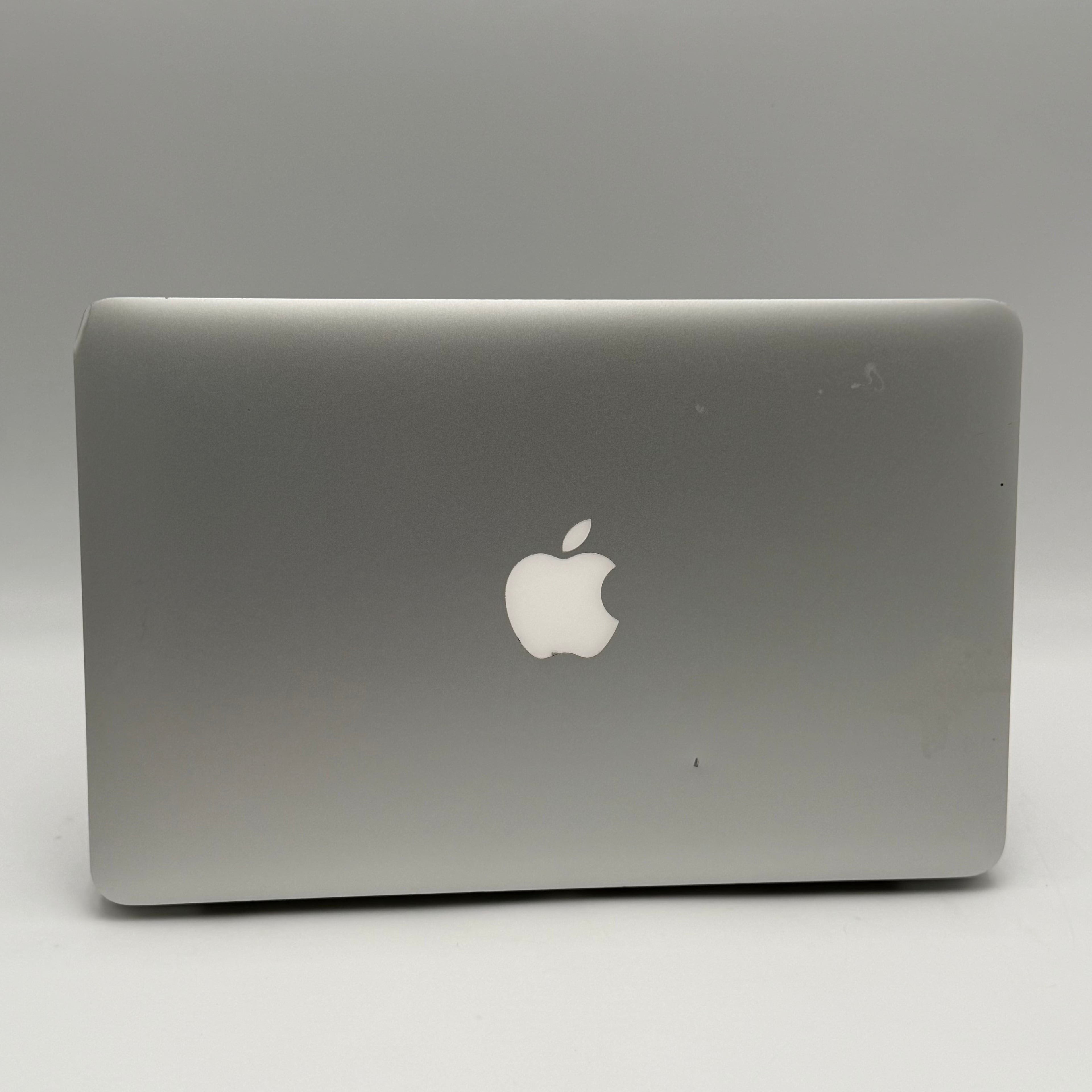 Apple MacBook Air 11" A1465 2012 4GB 128GB Core i5 1.7GHz